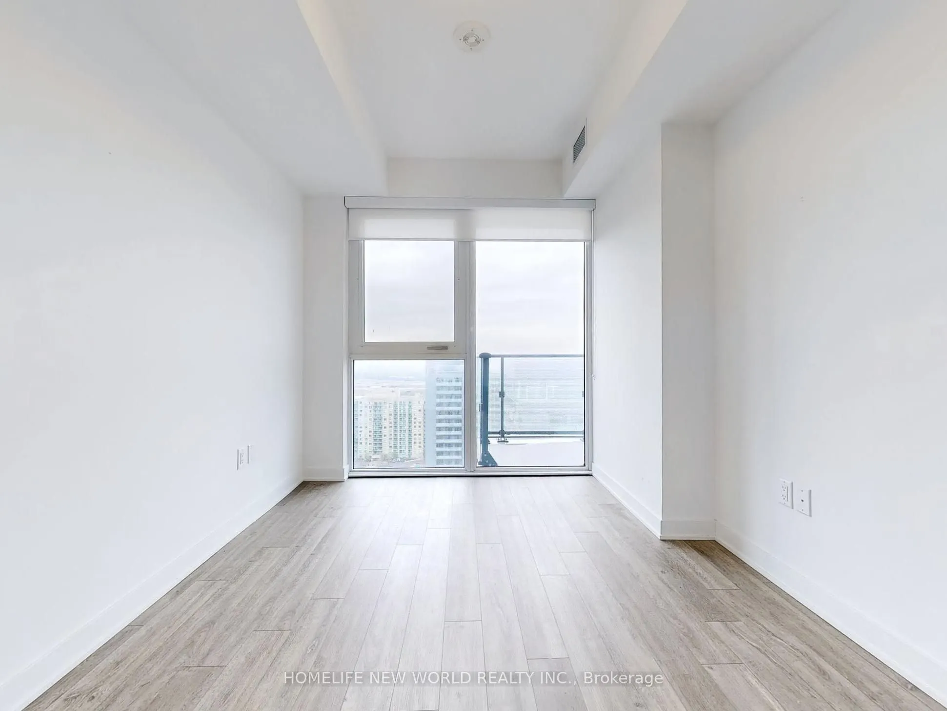 105 Oneida Crescent, #2410