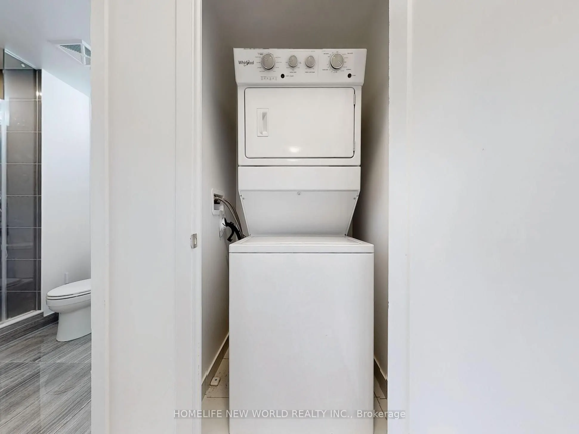 105 Oneida Crescent, #2410