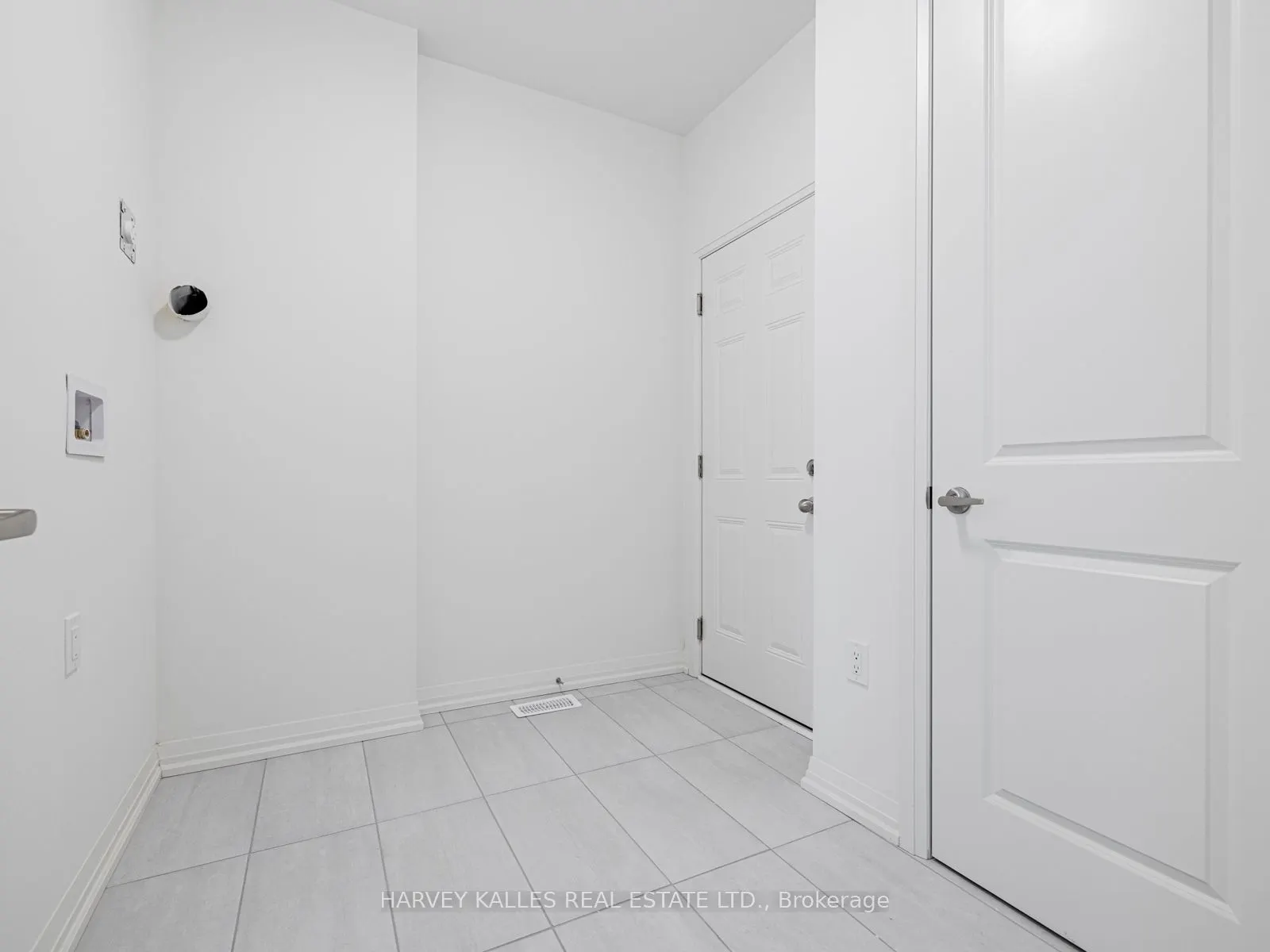 2 Bayberry Drive