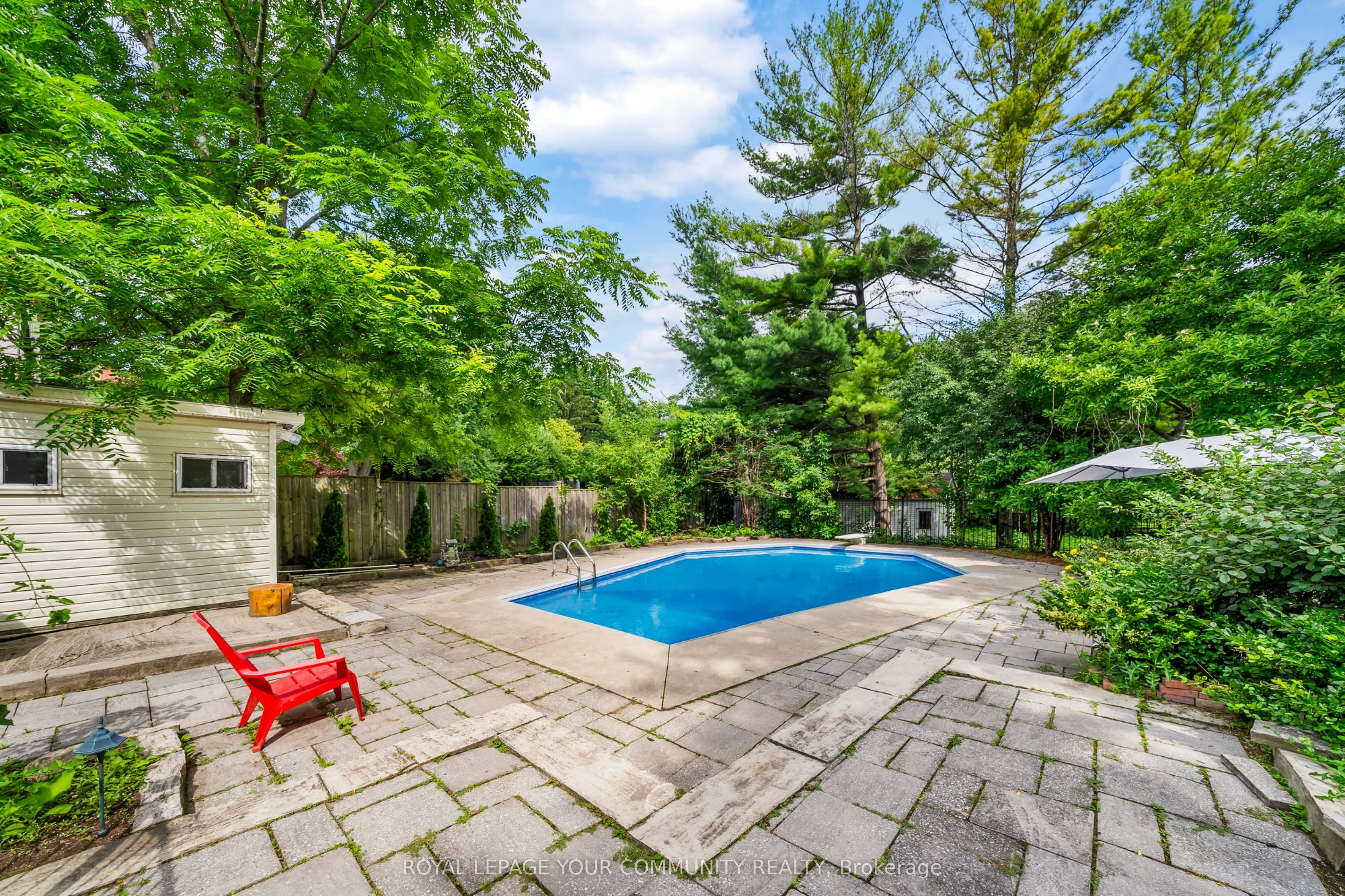 48 Arnold Avenue