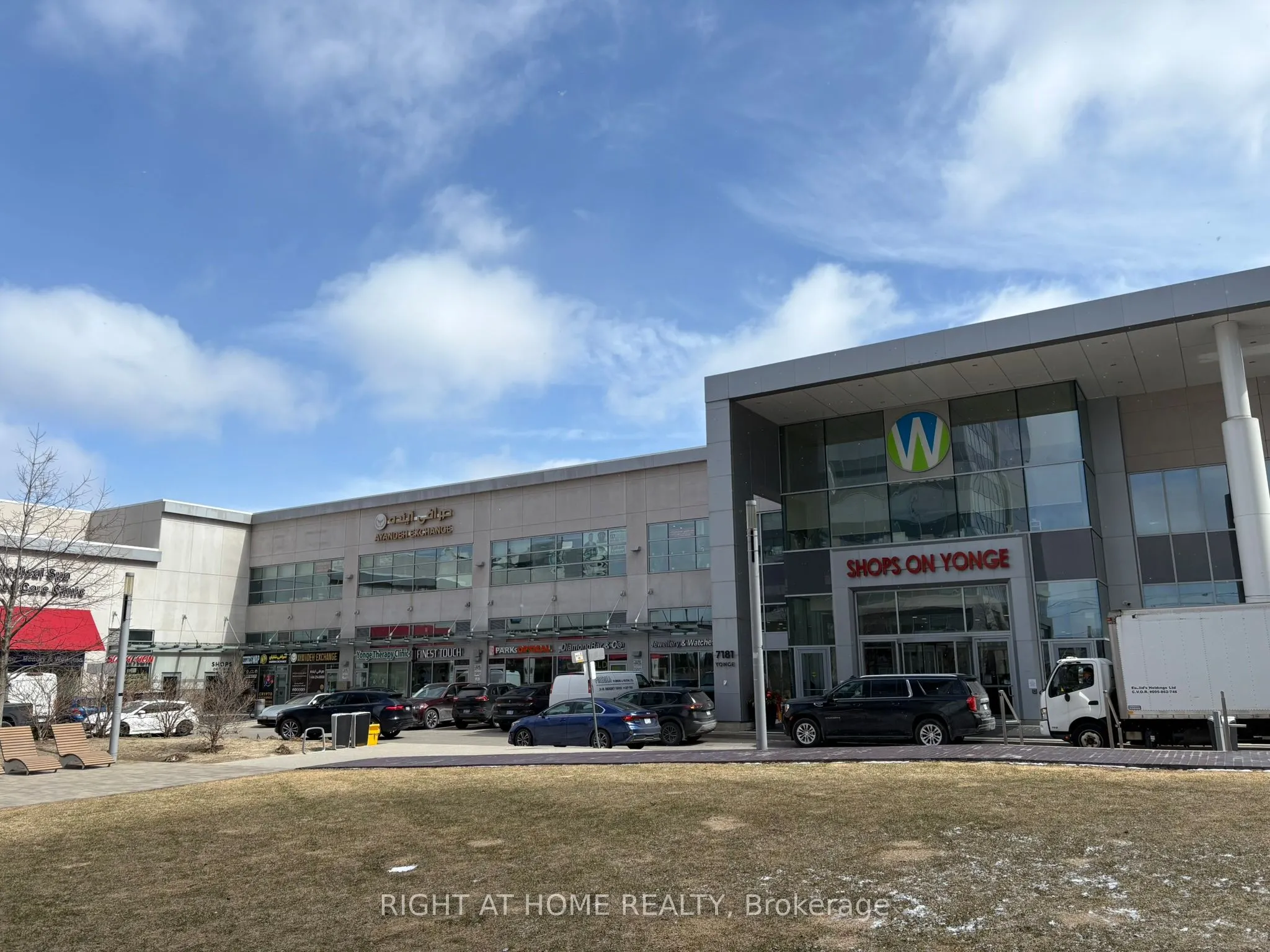 7181 Yonge Street, #155