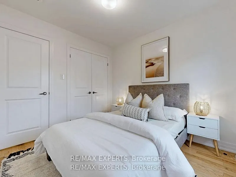 5 Amherst Circle