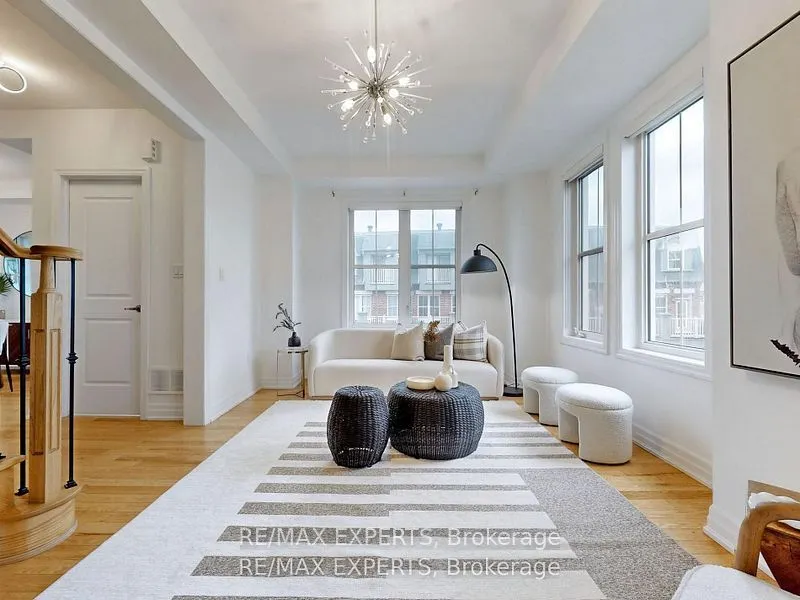 5 Amherst Circle