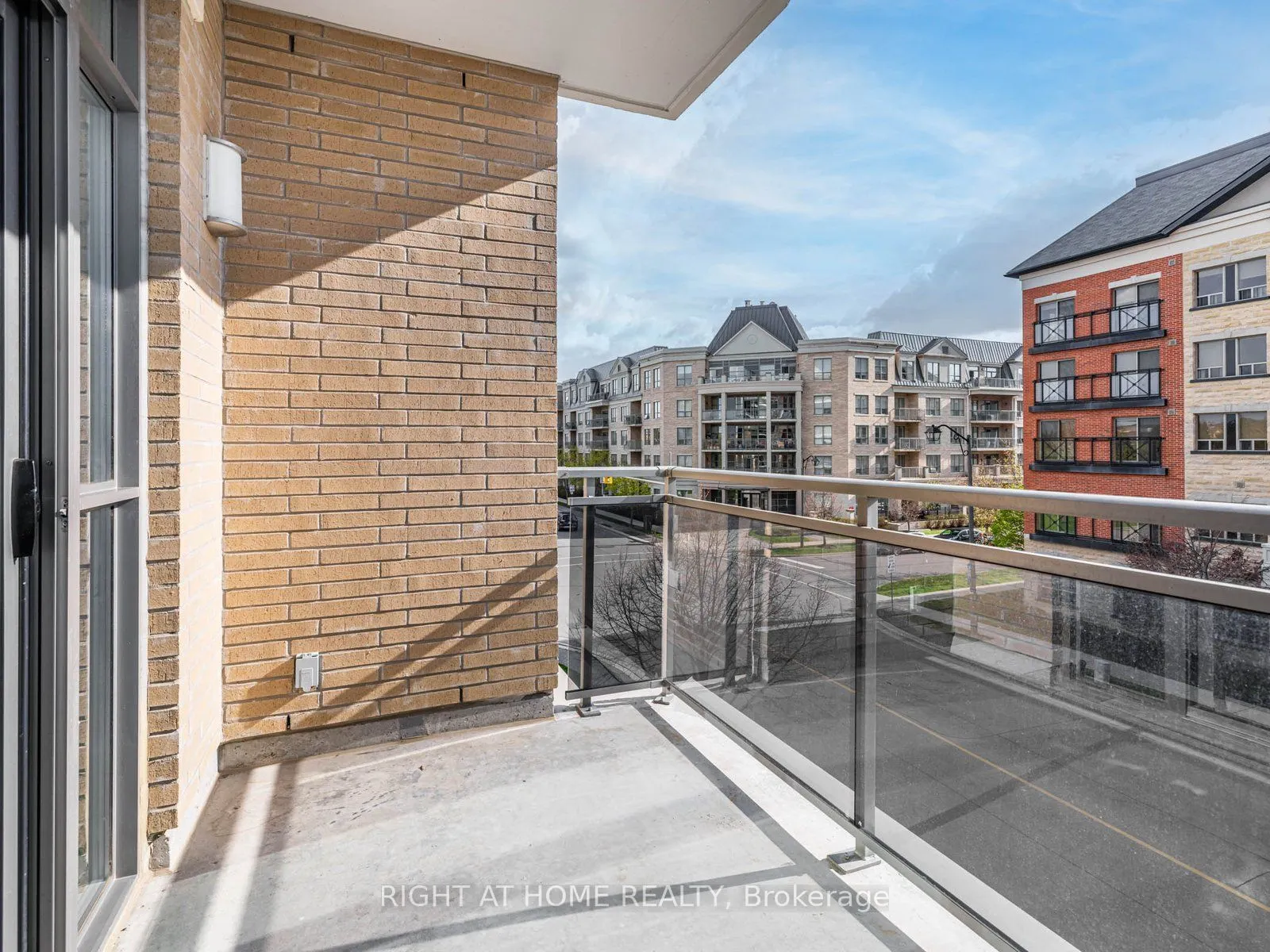 111 Civic Square Gate, #314
