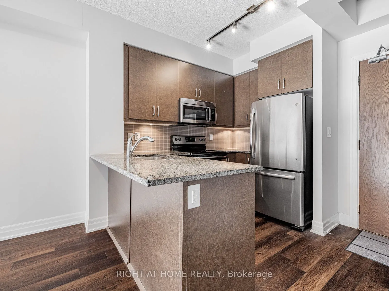 111 Civic Square Gate, #314
