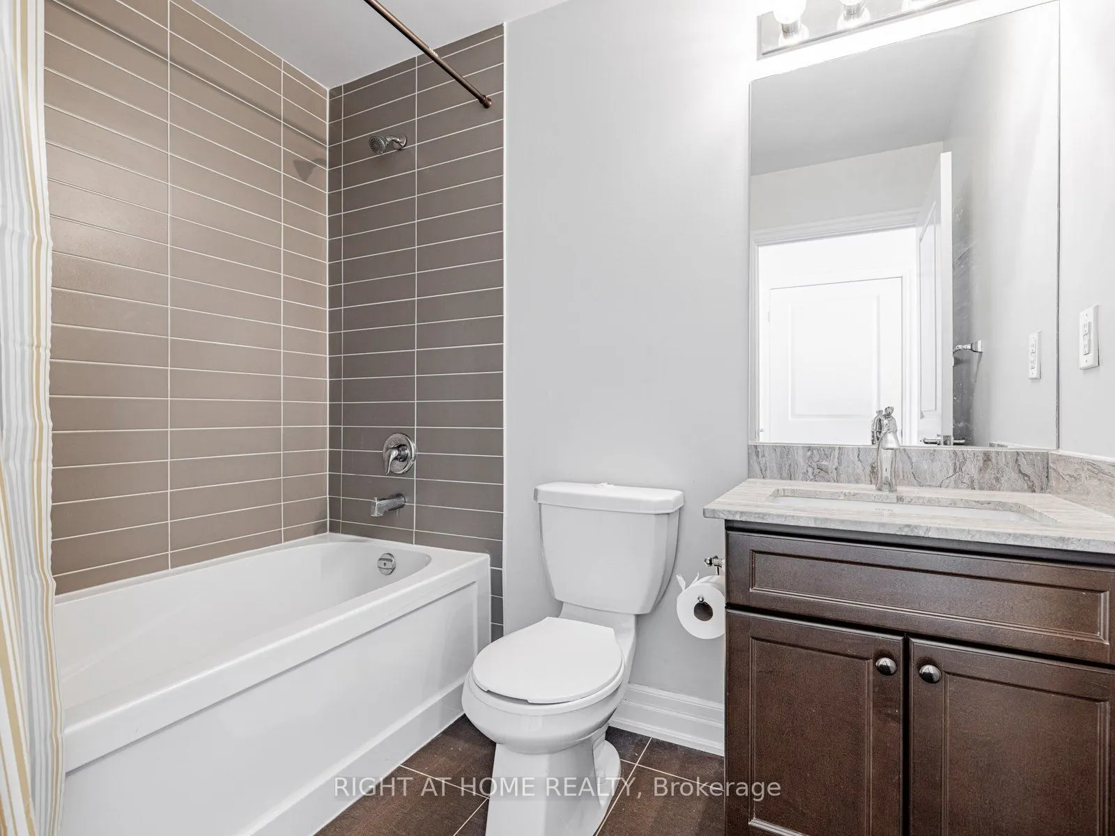 111 Civic Square Gate, #314