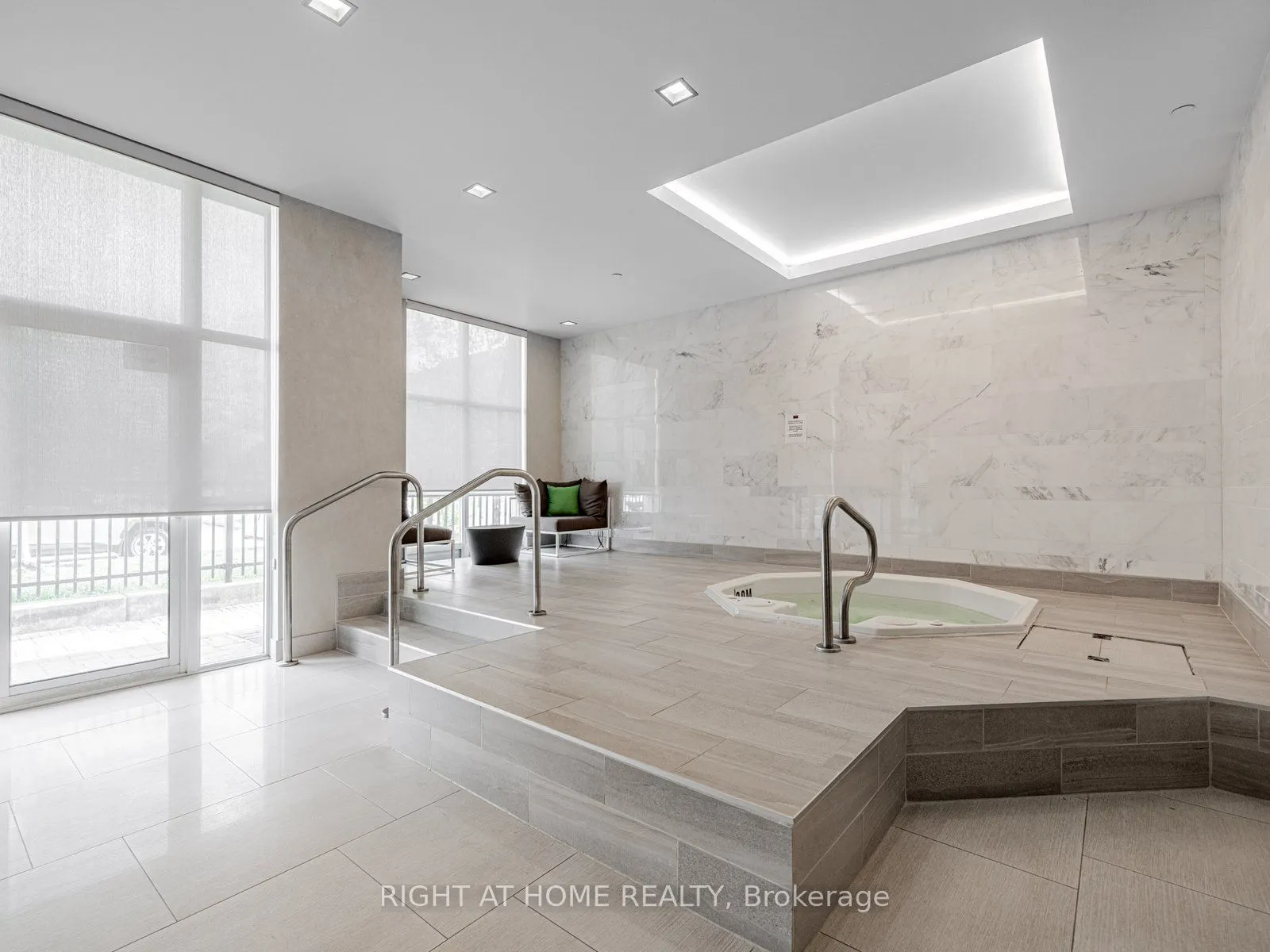 111 Civic Square Gate, #314