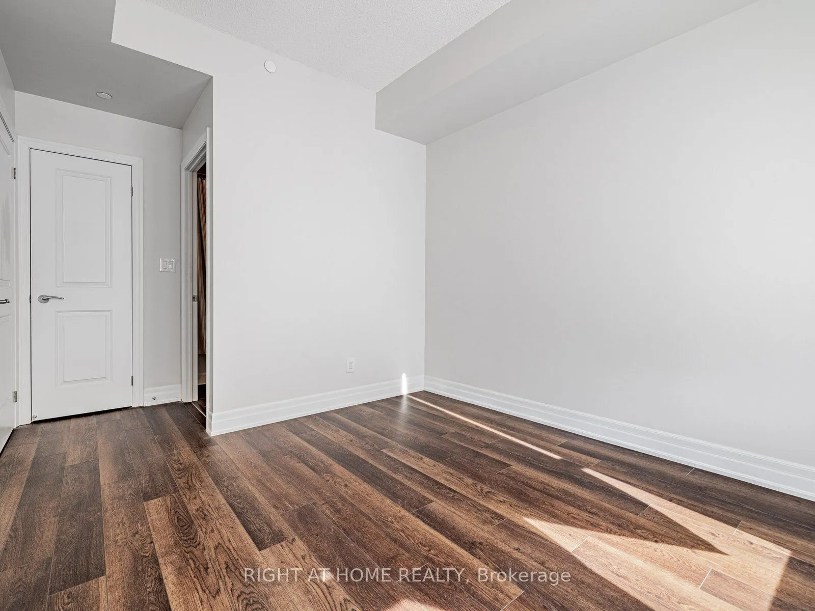 111 Civic Square Gate, #314