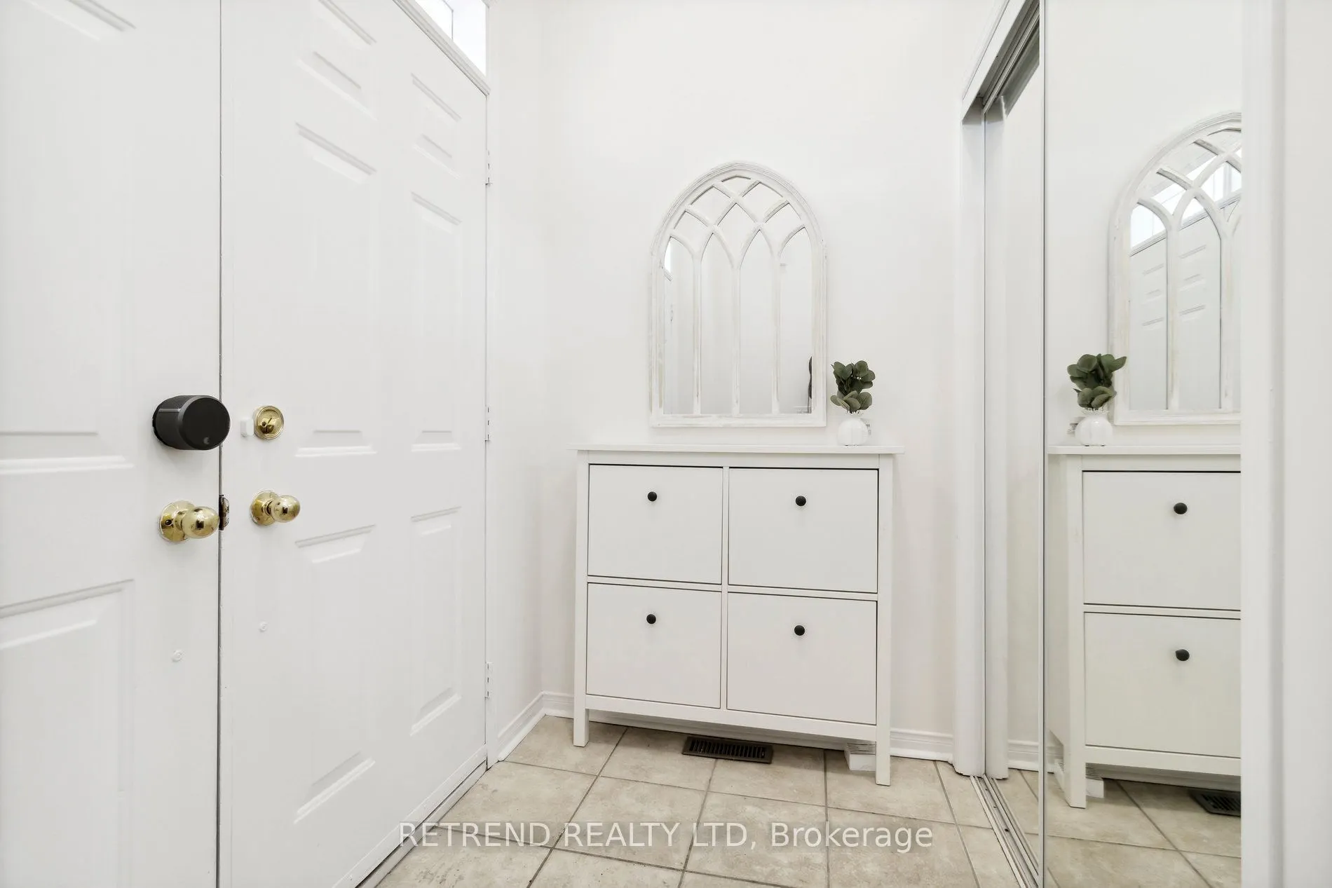 20 Minton Drive, #15