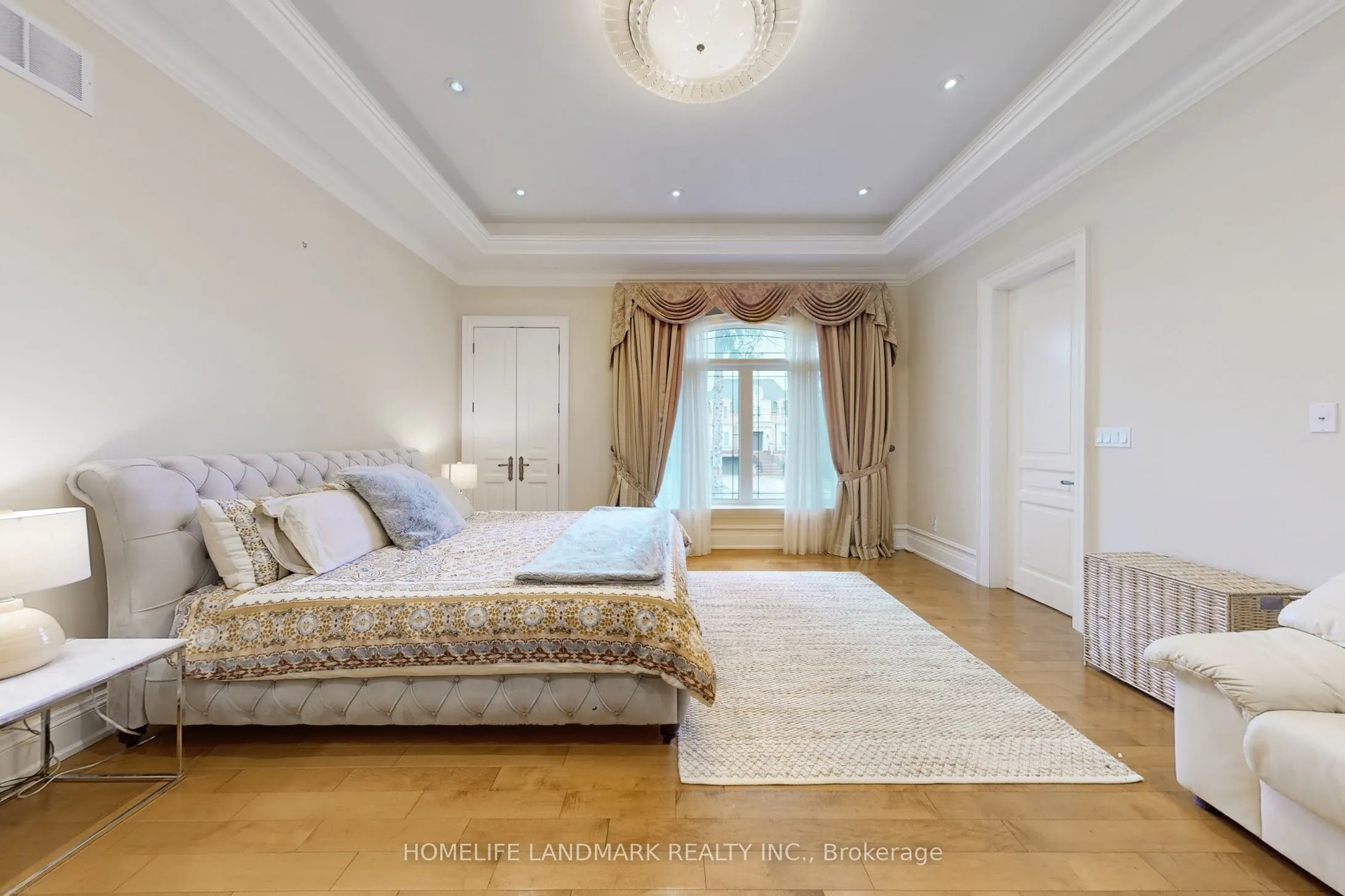 5 Long Hill Drive