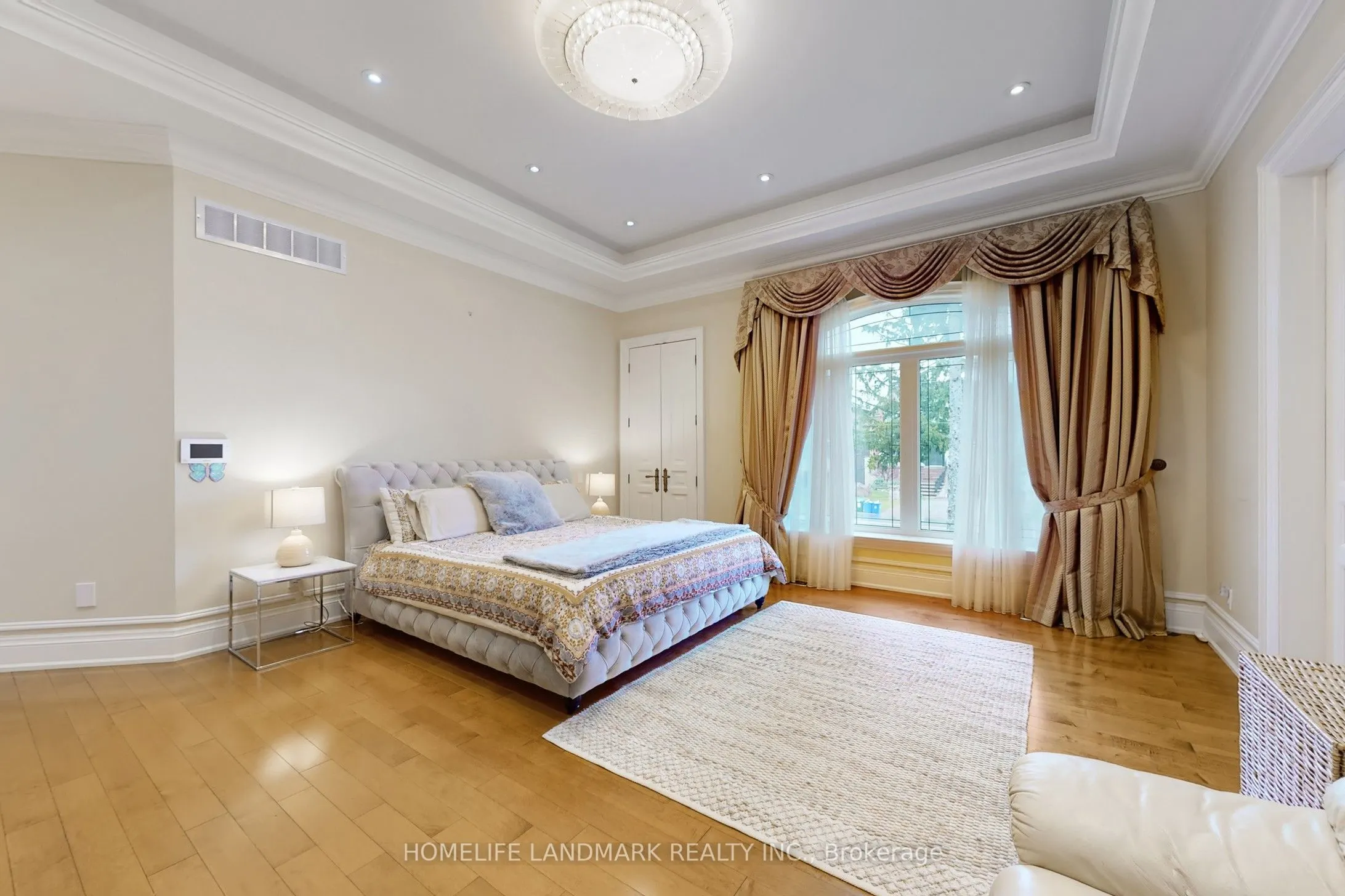 5 Long Hill Drive