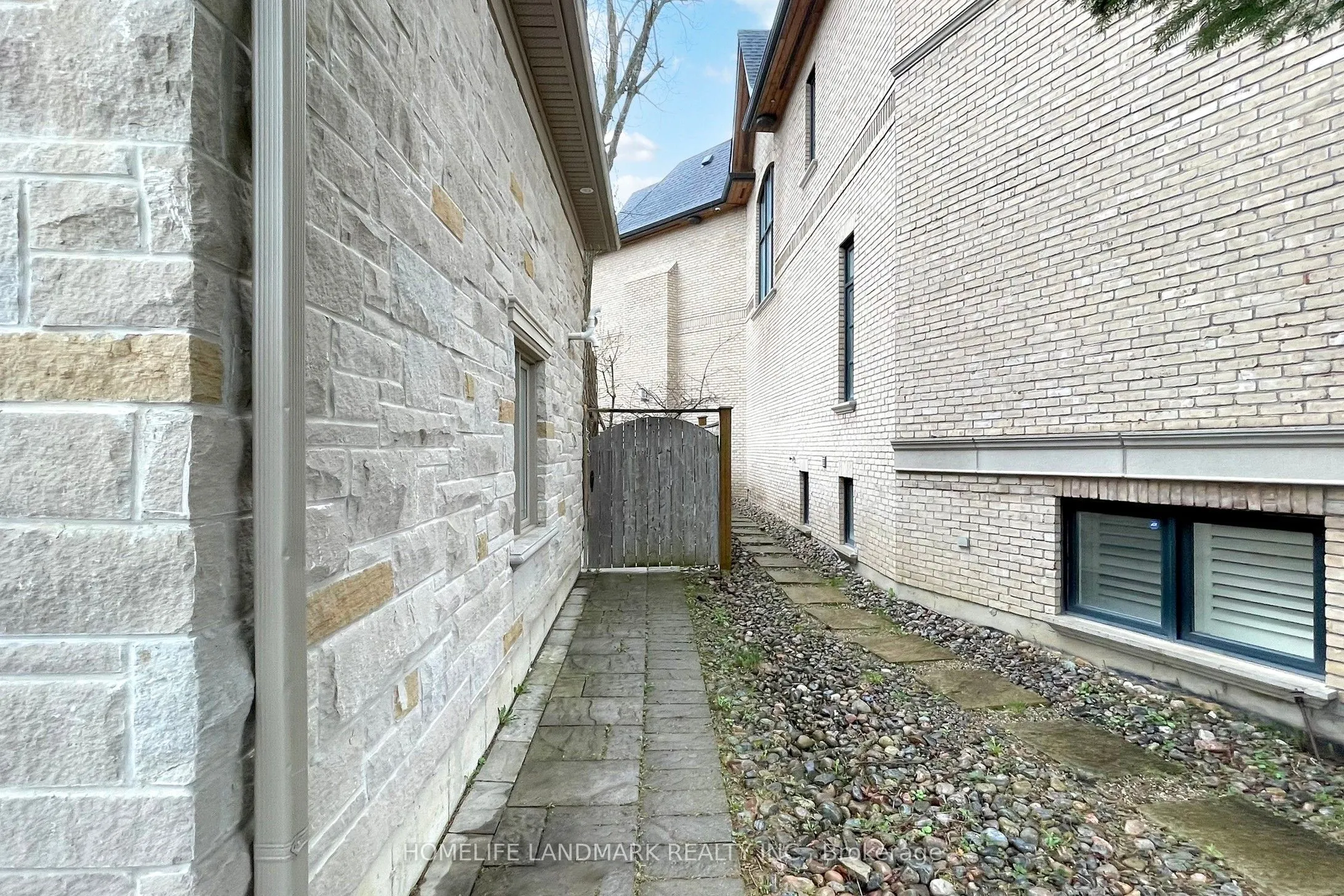 5 Long Hill Drive