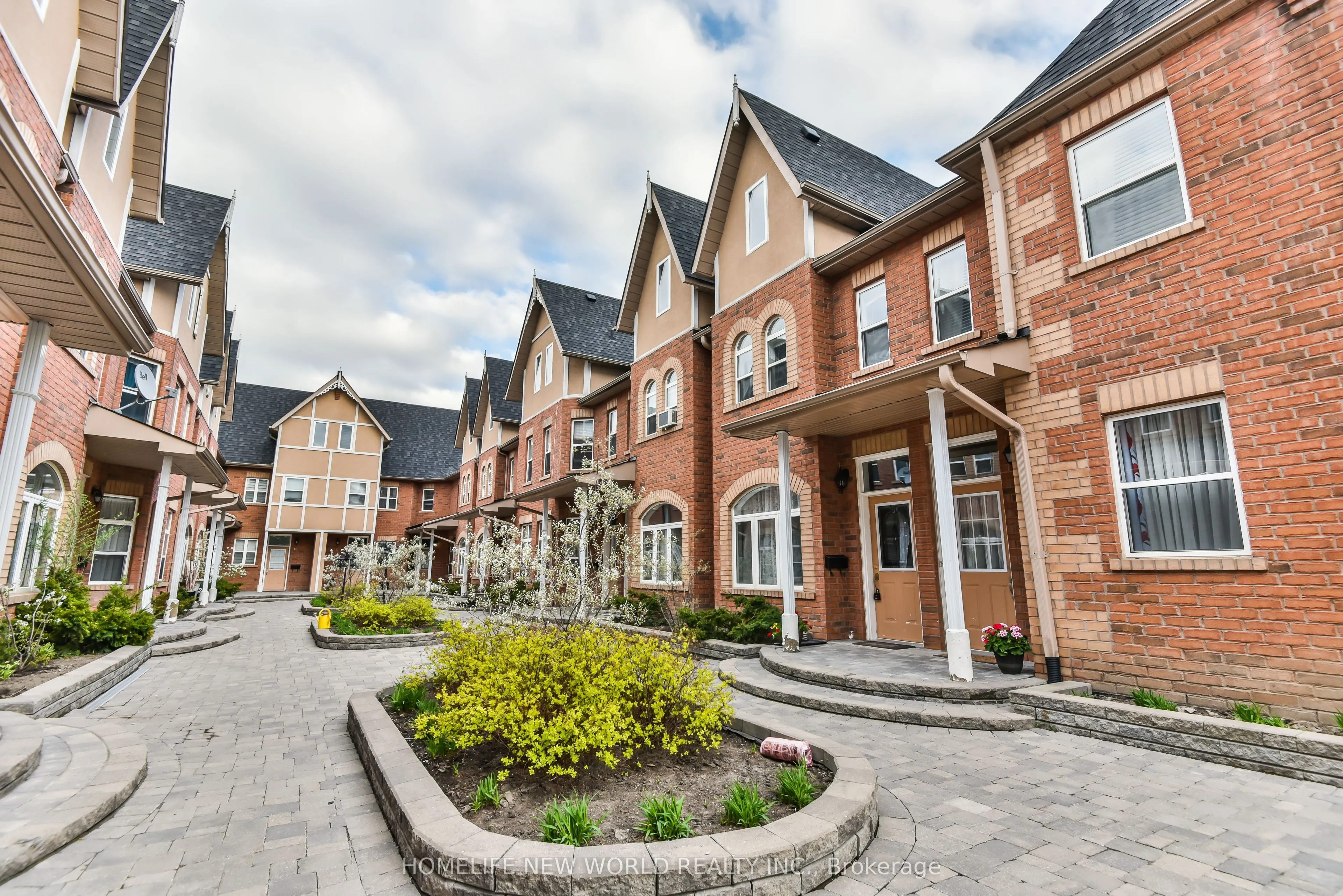 125 Hall Street, #21
