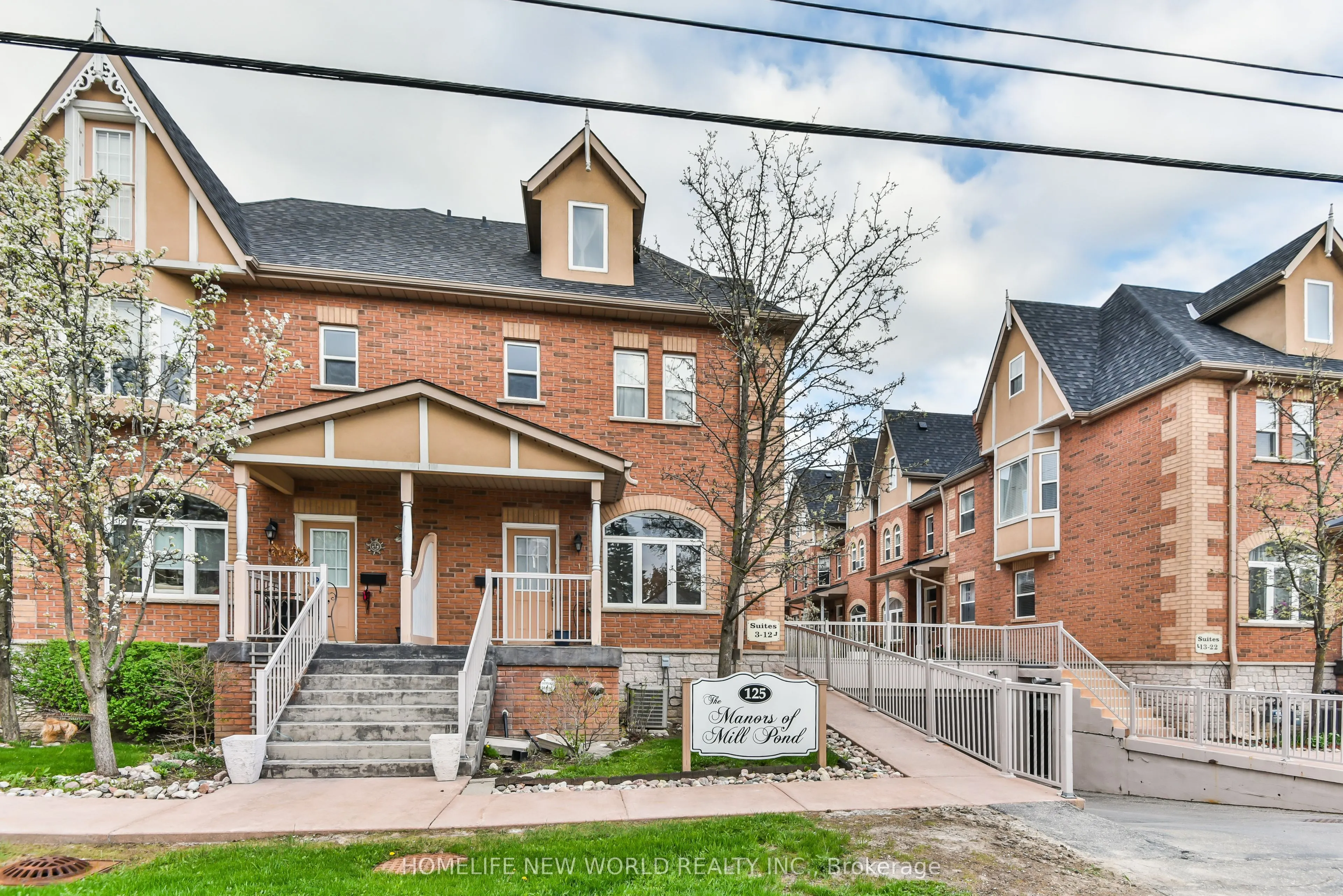 125 Hall Street, #21