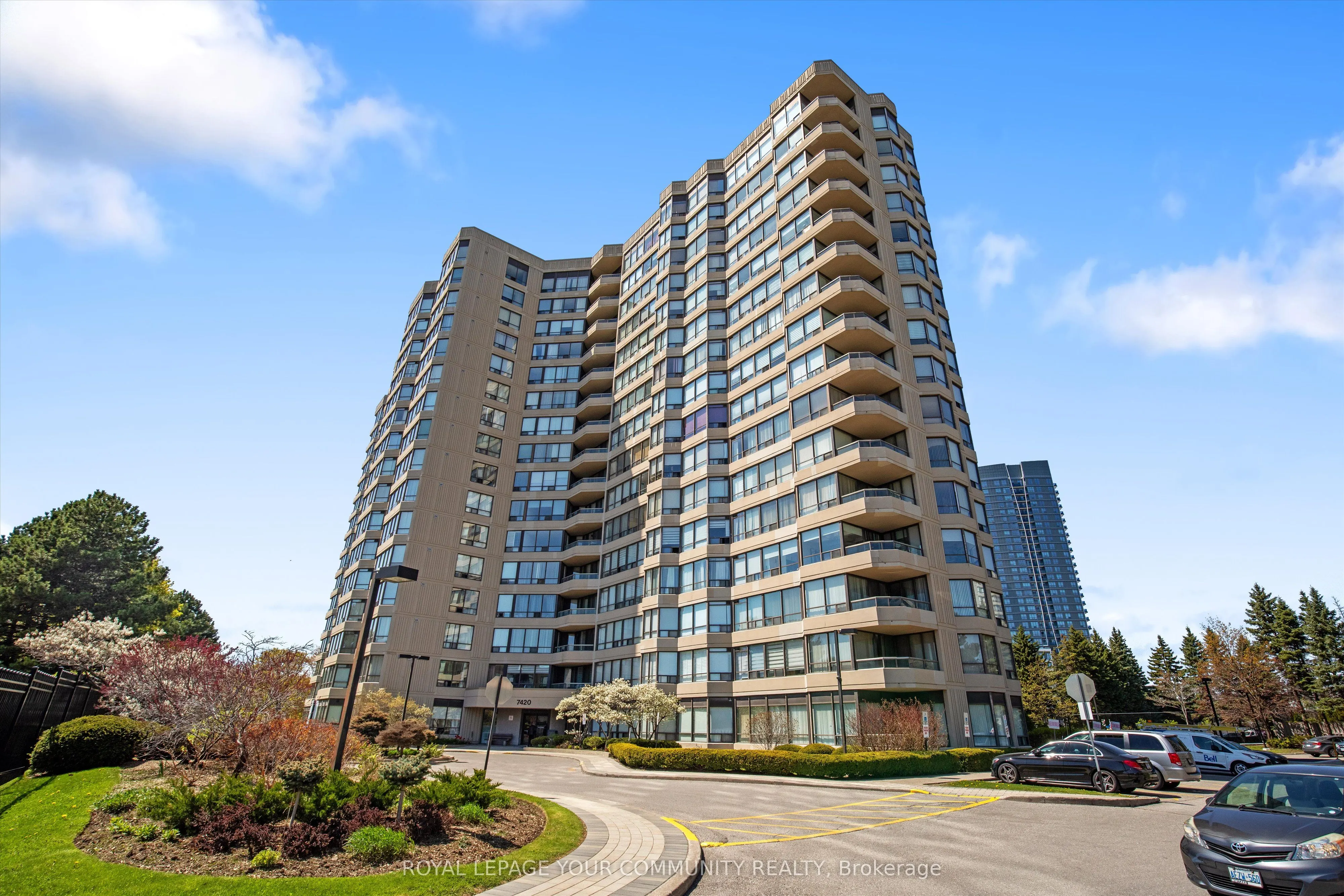 7420 Bathurst Street, #503
