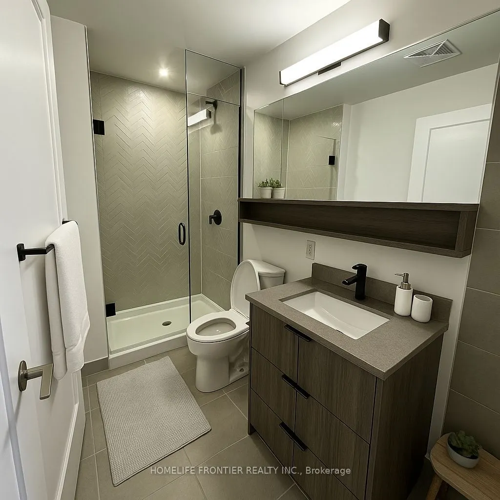 8888 Yonge Street, #724