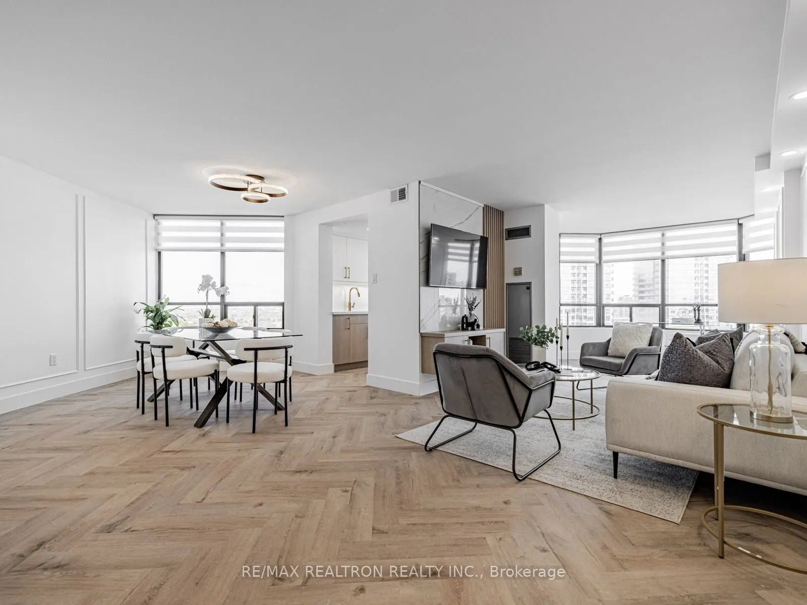 7420 Bathurst Street N, #1611