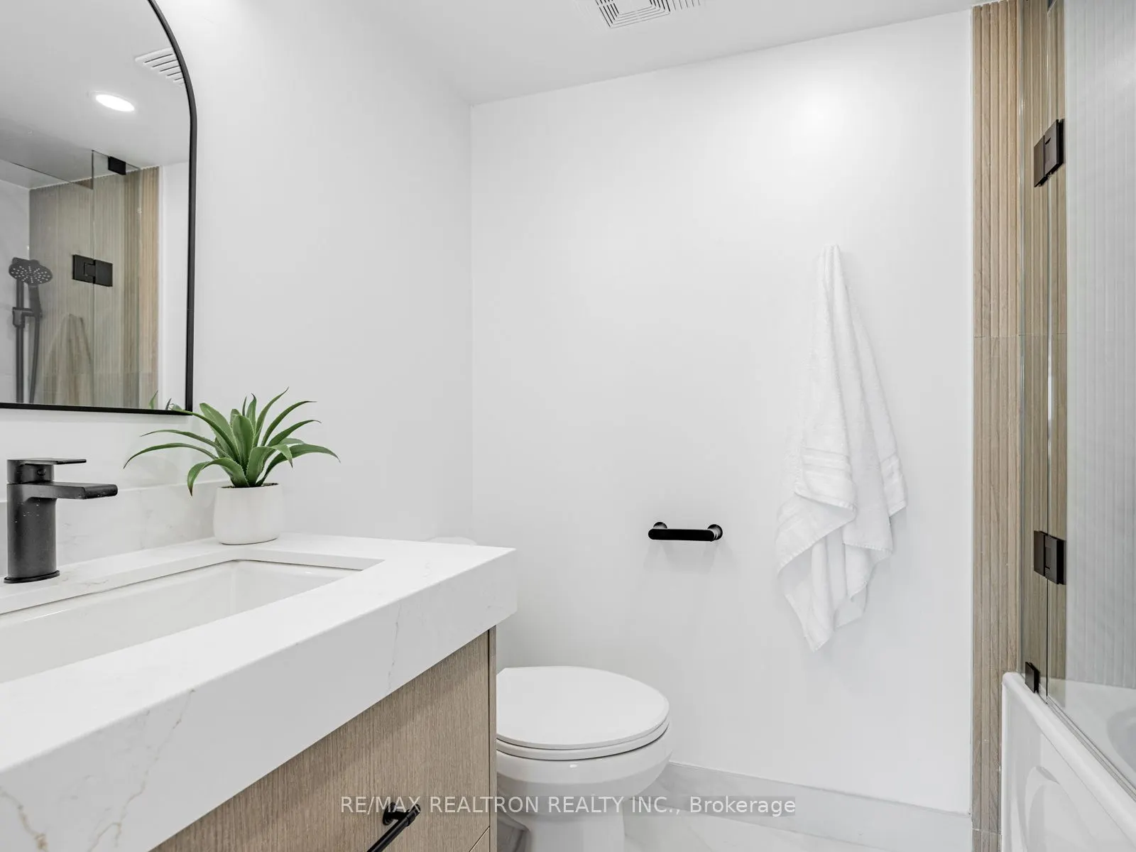 7420 Bathurst Street N, #1611