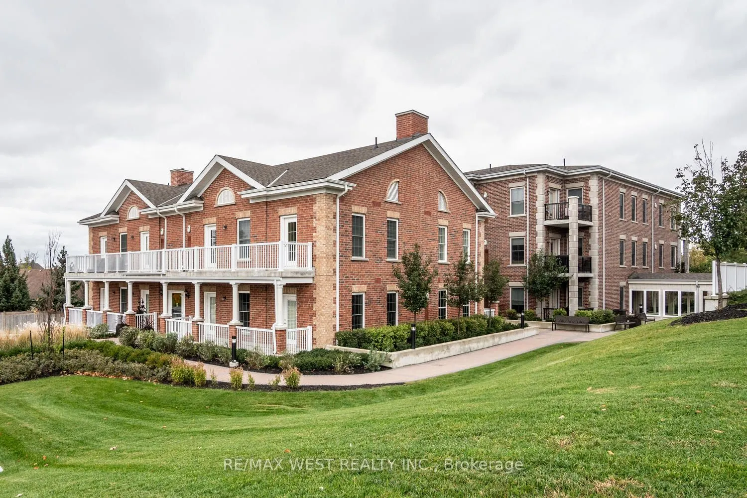 10360 Islington Avenue, #201