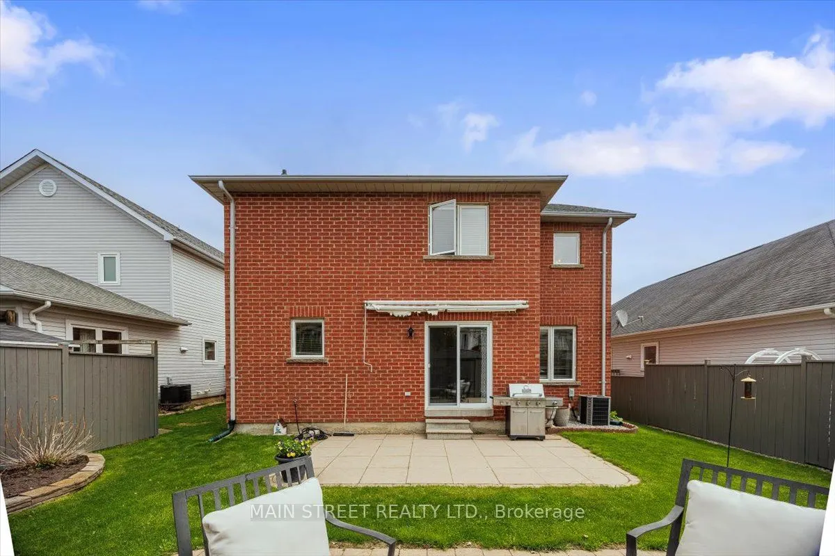 9 Silverstone Crescent