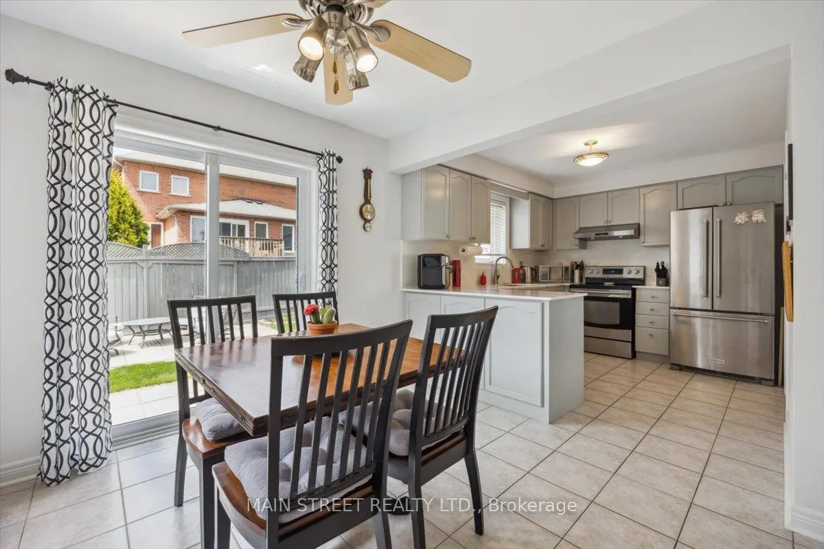 9 Silverstone Crescent