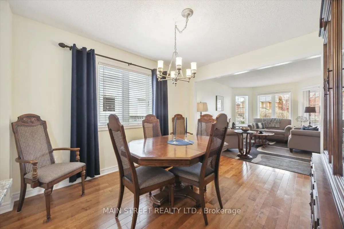 9 Silverstone Crescent