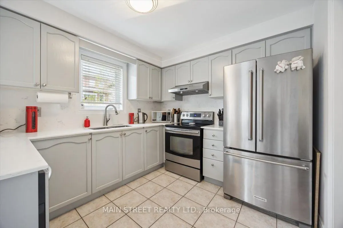 9 Silverstone Crescent
