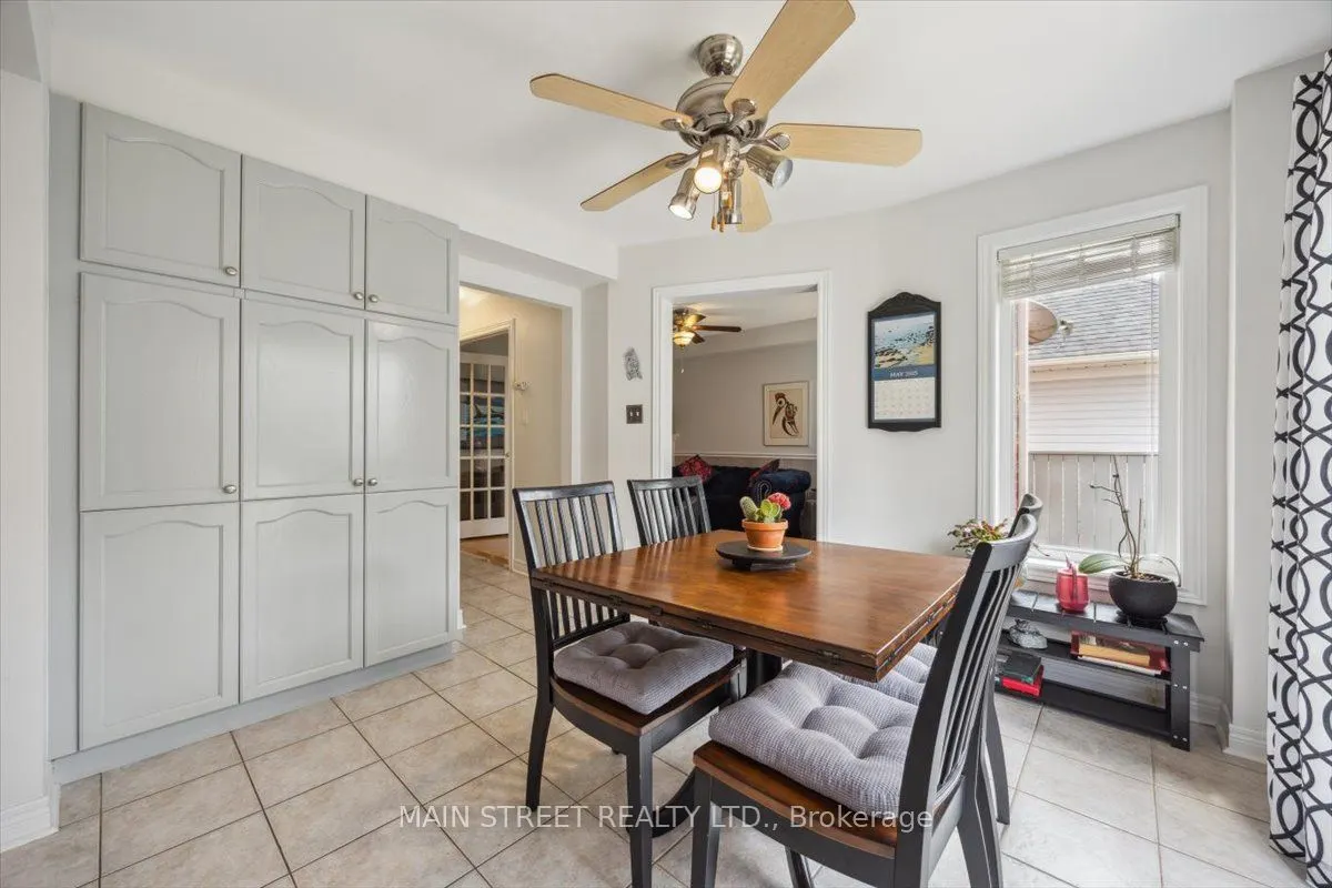 9 Silverstone Crescent