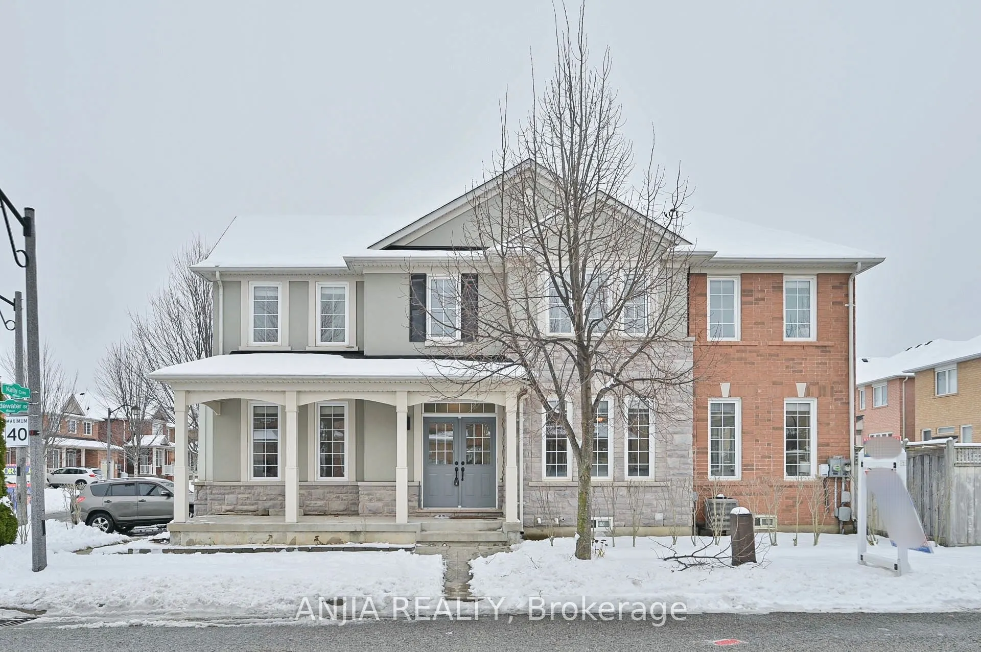 68 Kelly Crescent