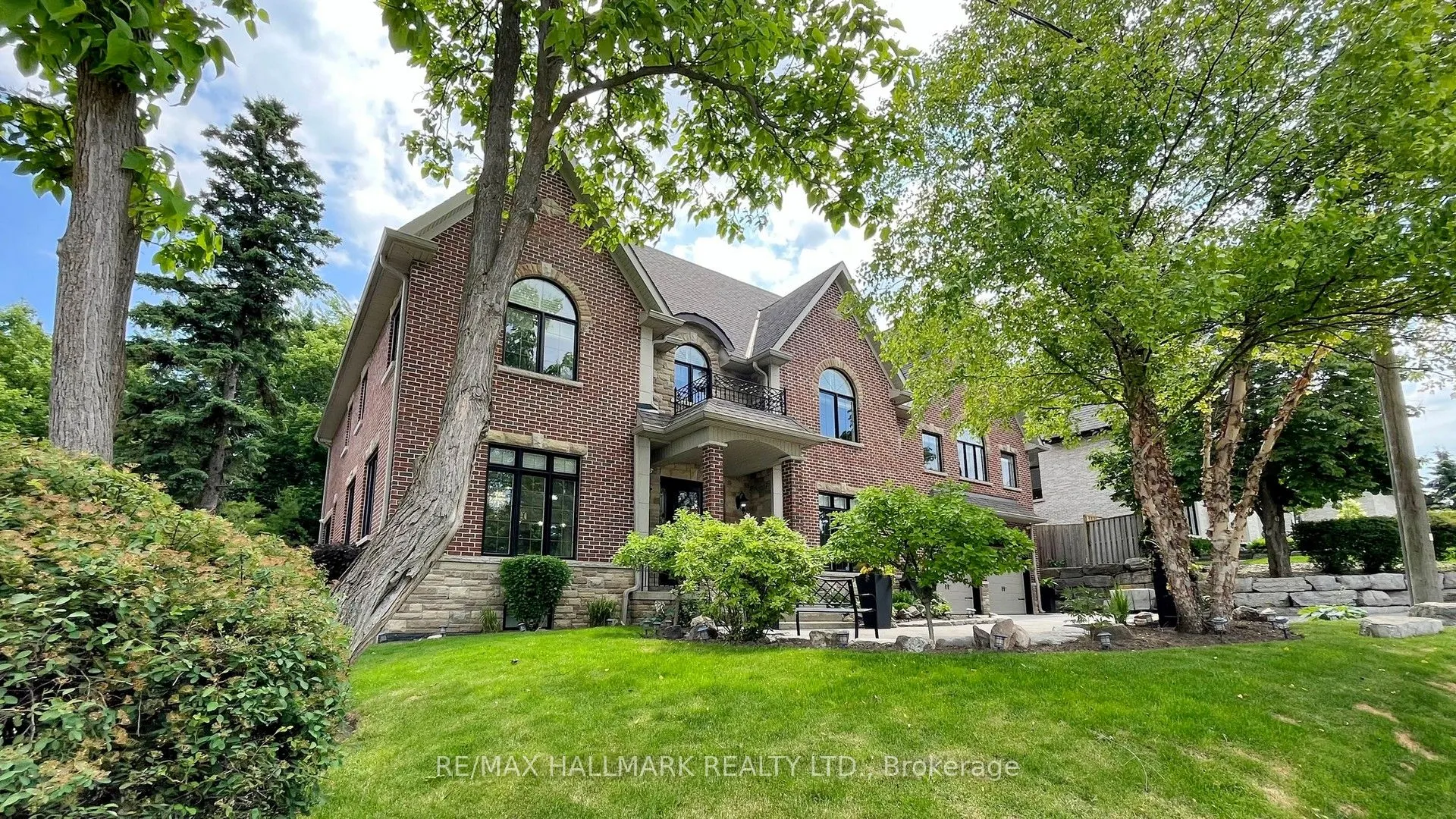 83 Hambly Avenue