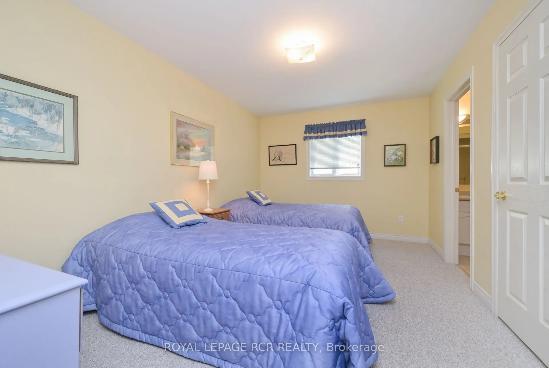 26 Forest Link, #17