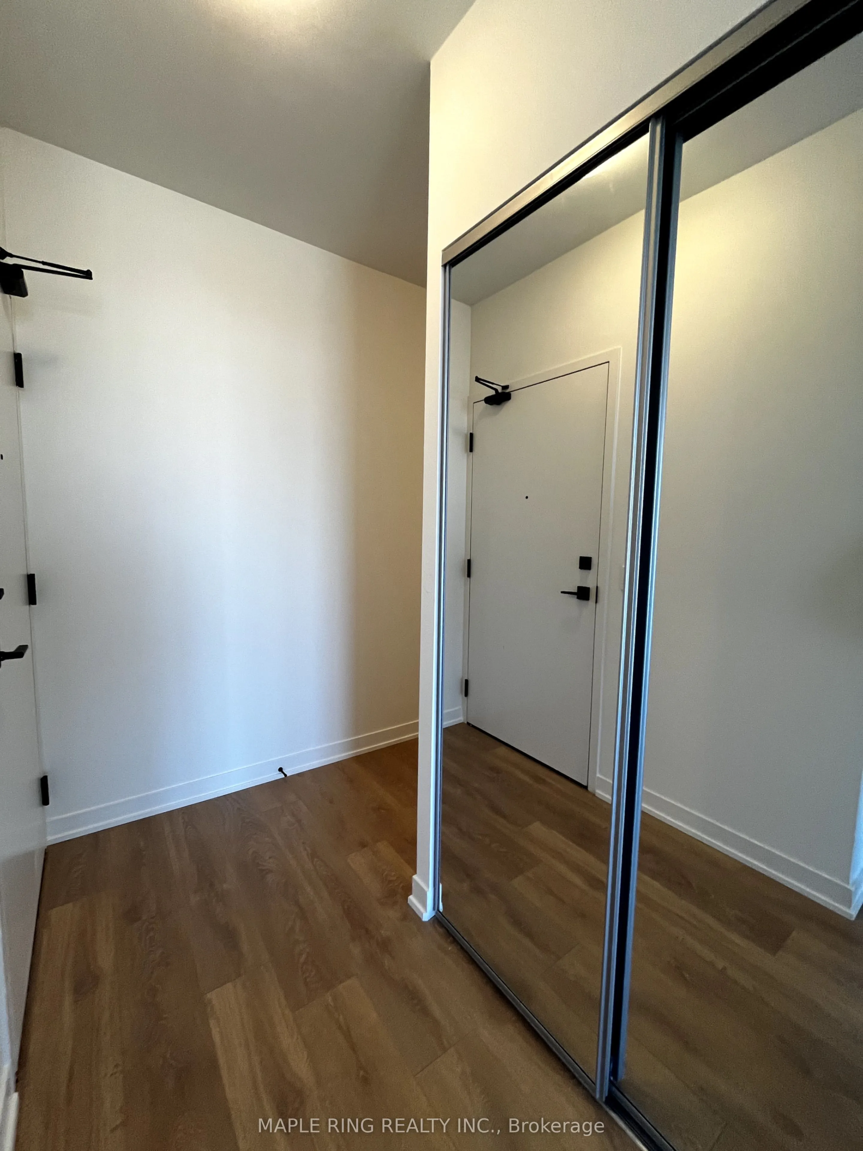 10 Abeja Street, #2412