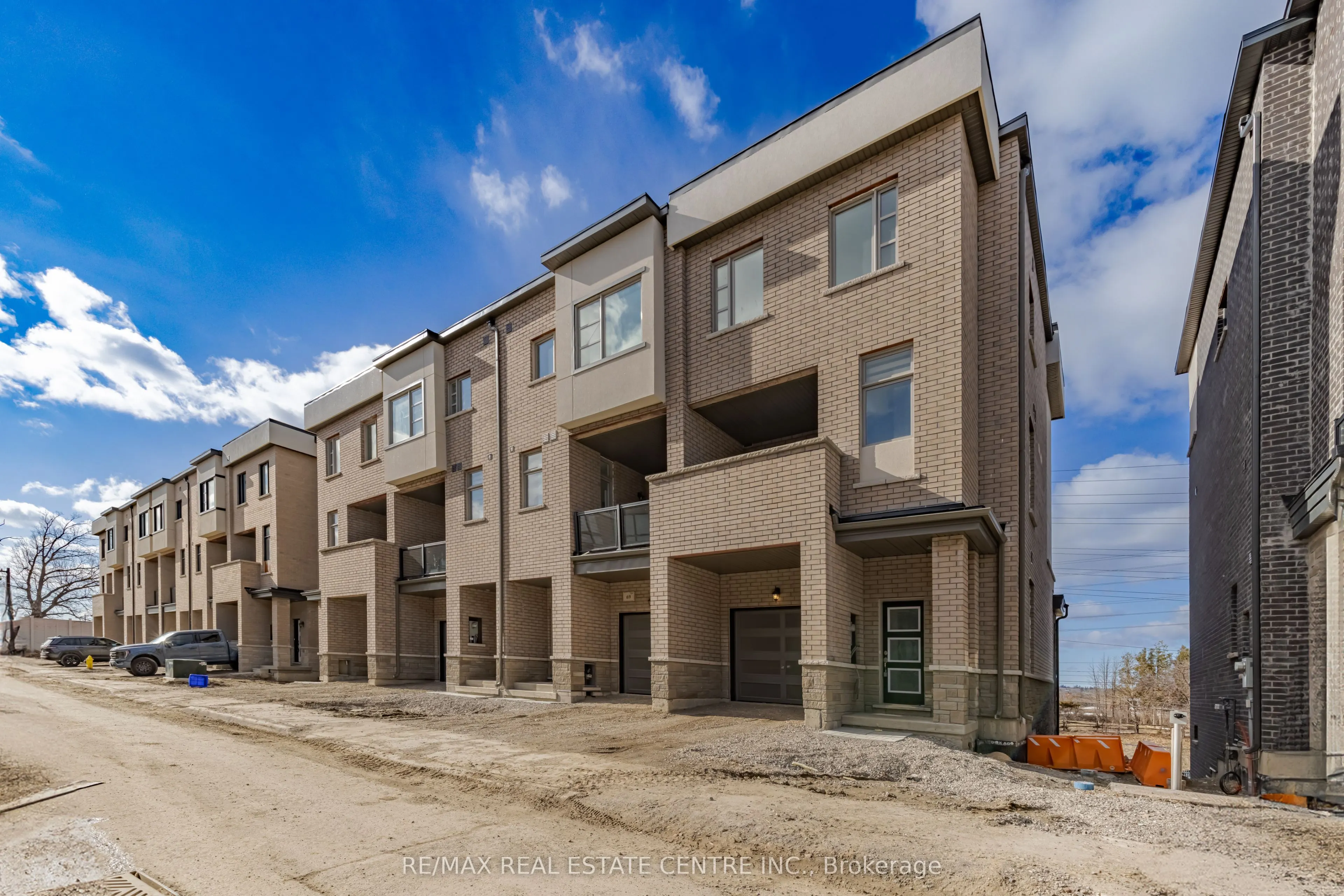 65 Inverary Crescent