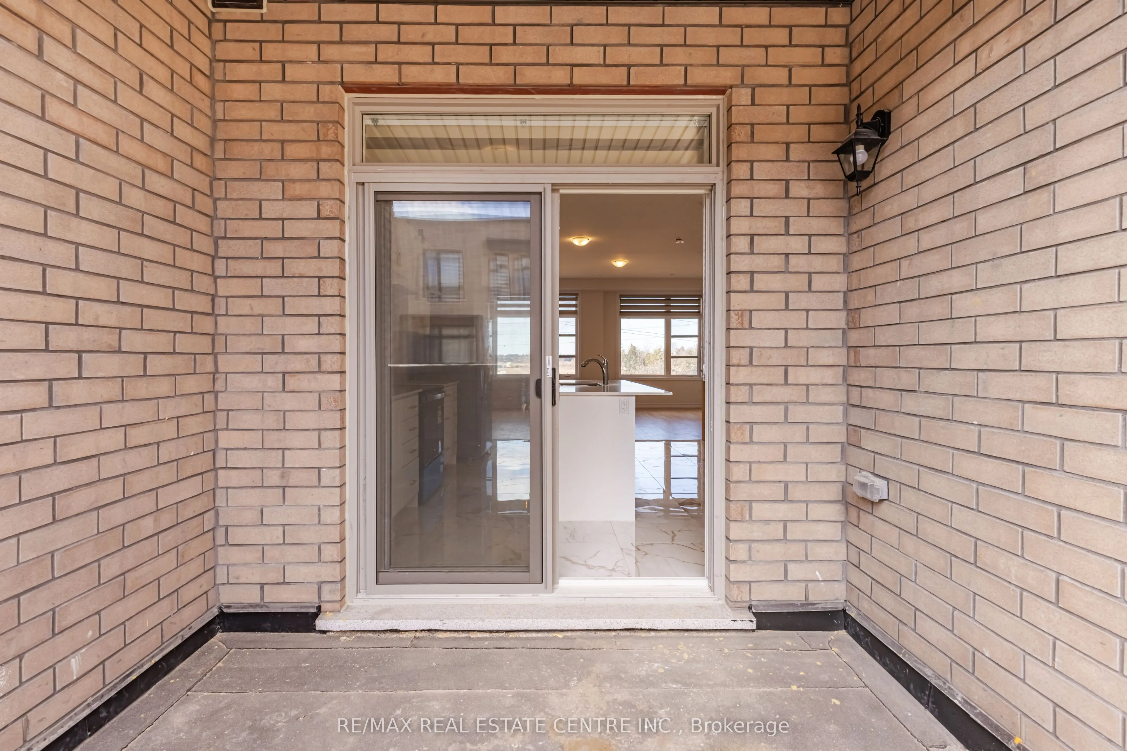 65 Inverary Crescent