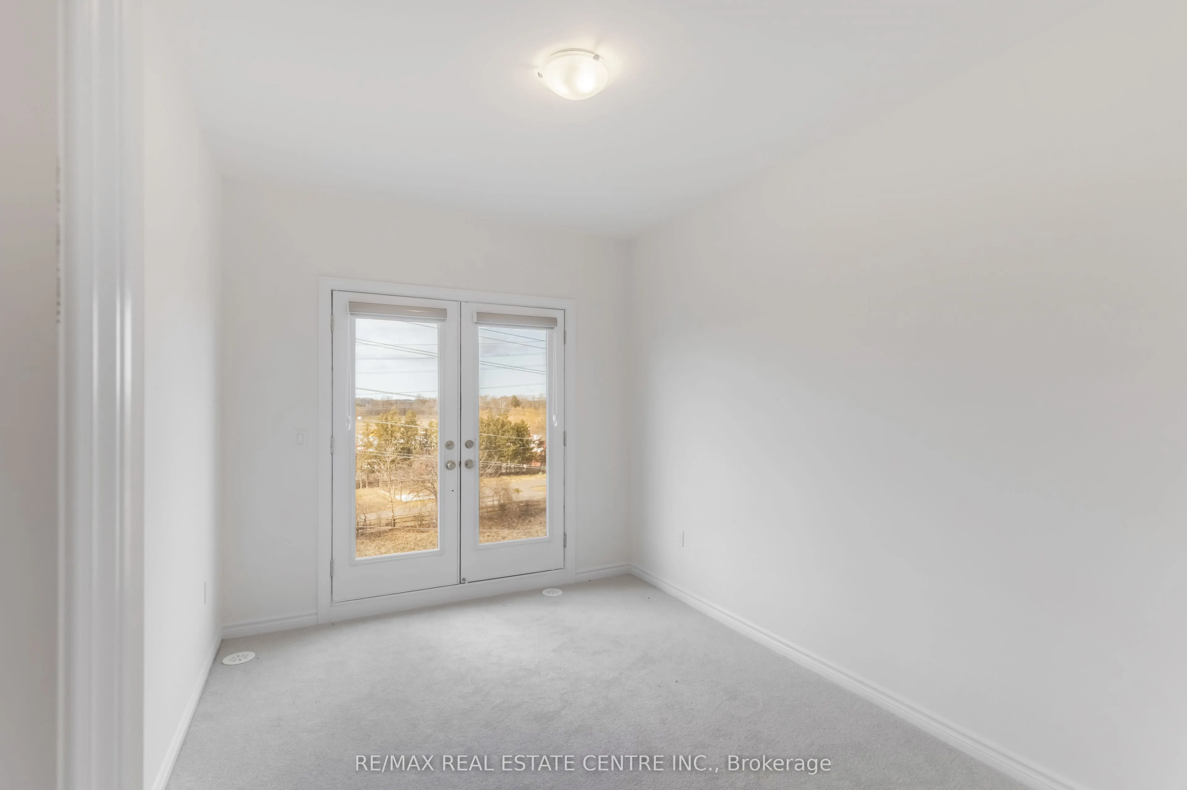 65 Inverary Crescent