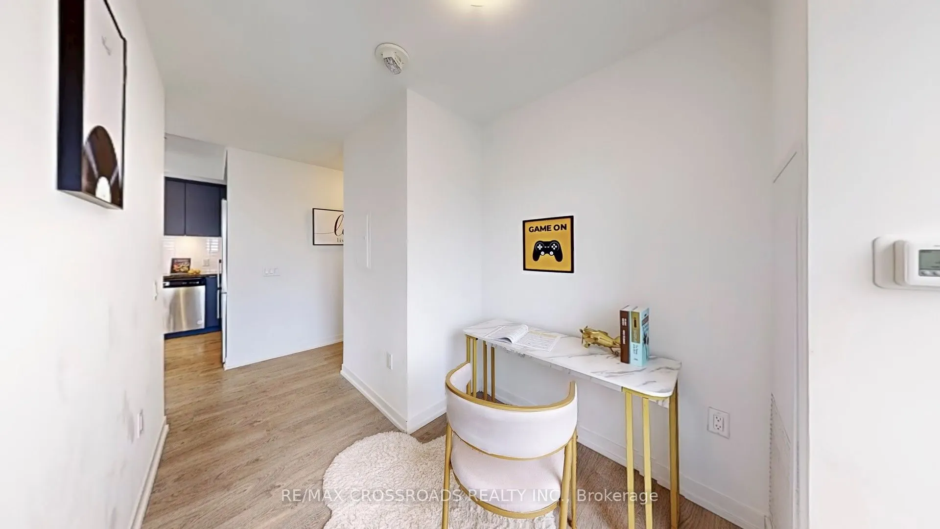 8868 Yonge Street, #319E