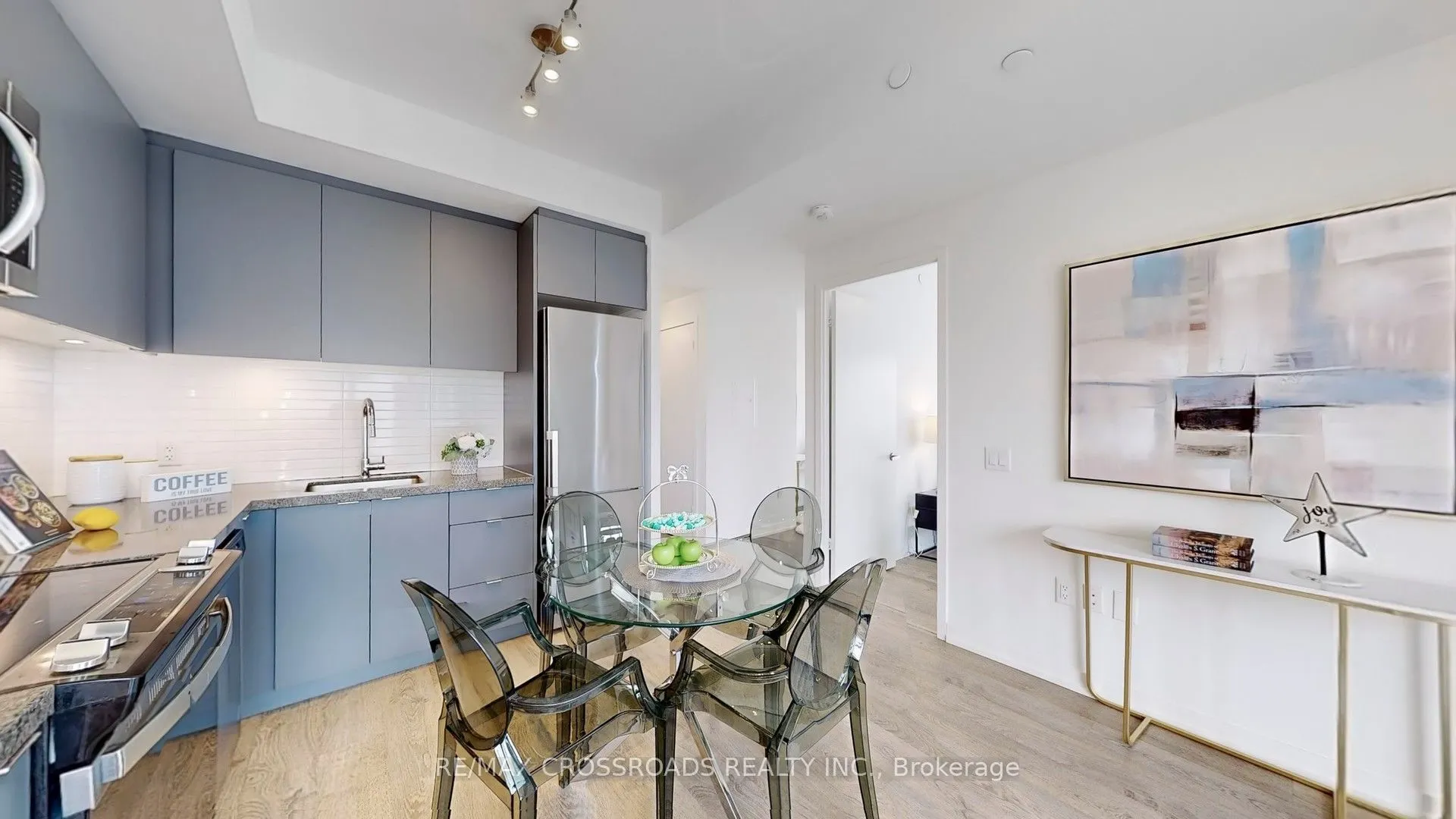 8868 Yonge Street, #319E