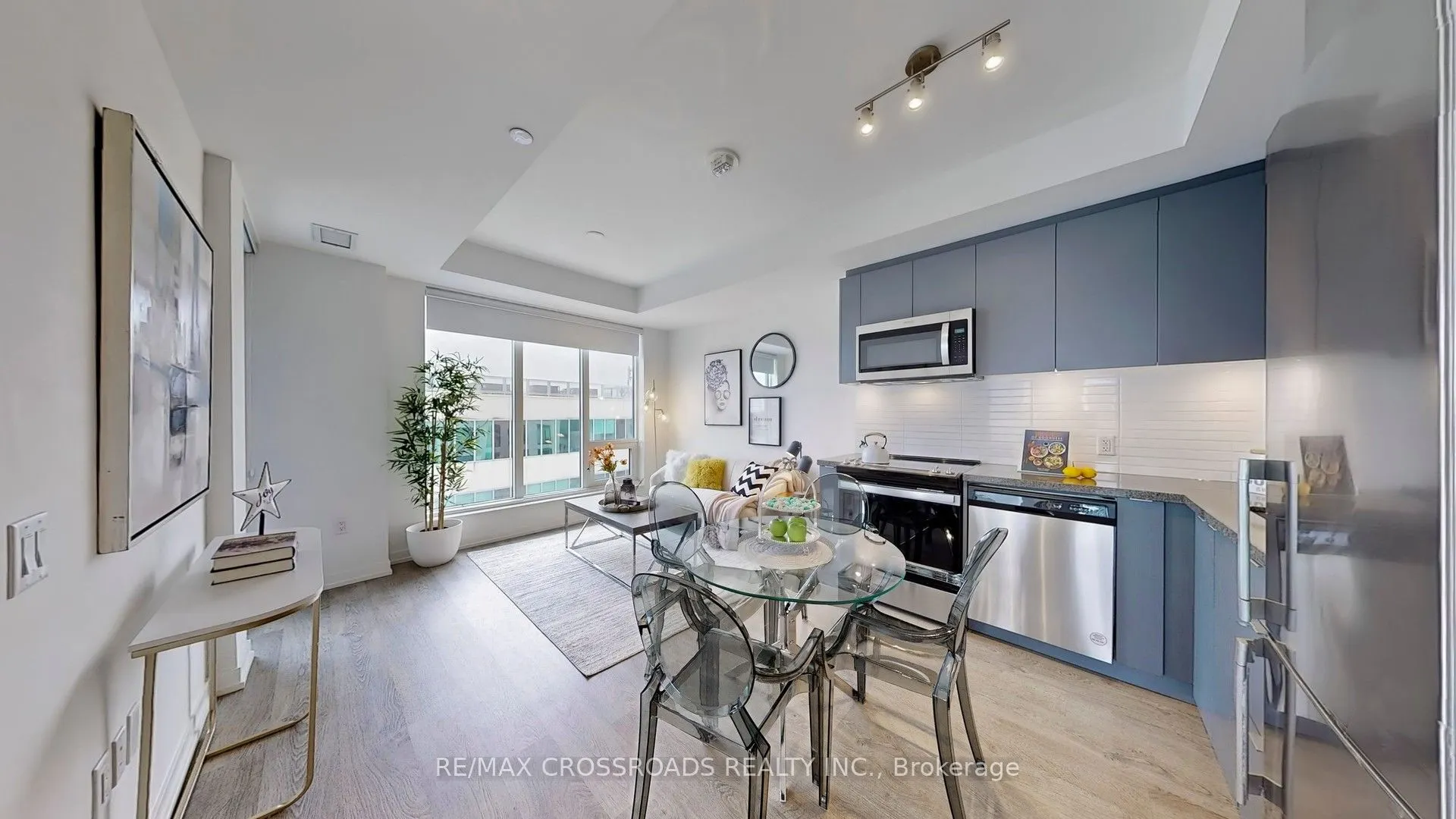 8868 Yonge Street, #319E