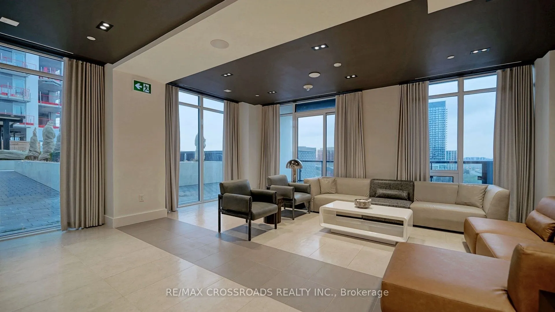 8868 Yonge Street, #319E