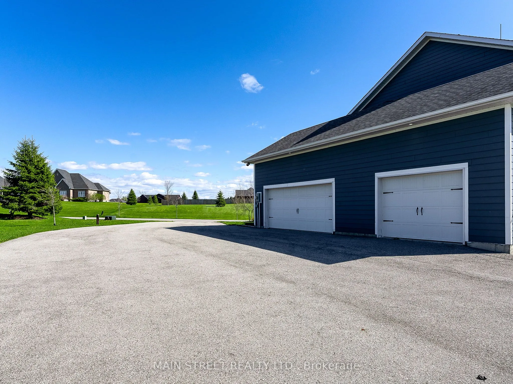 27 Bagshaw Crescent