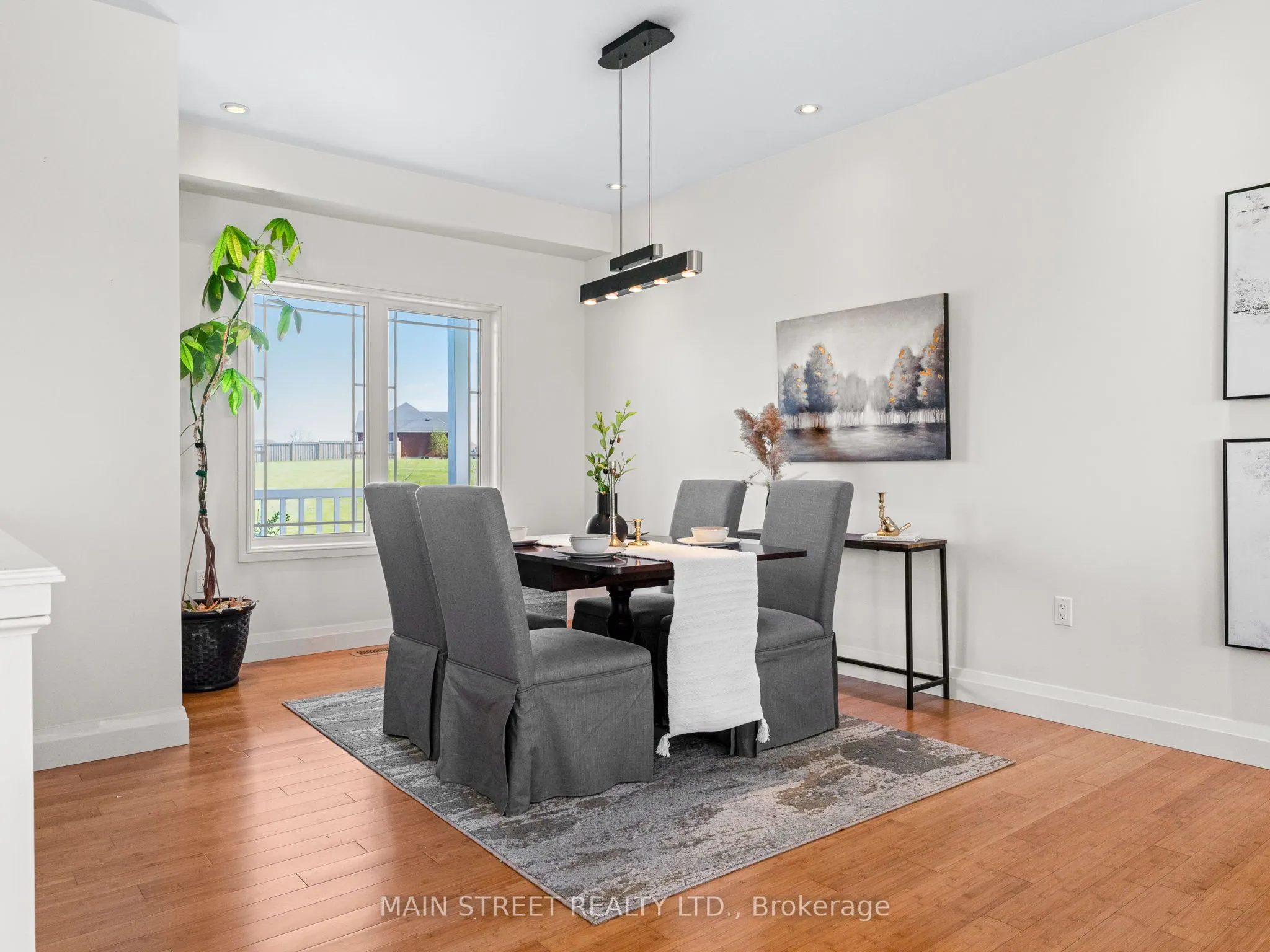 27 Bagshaw Crescent
