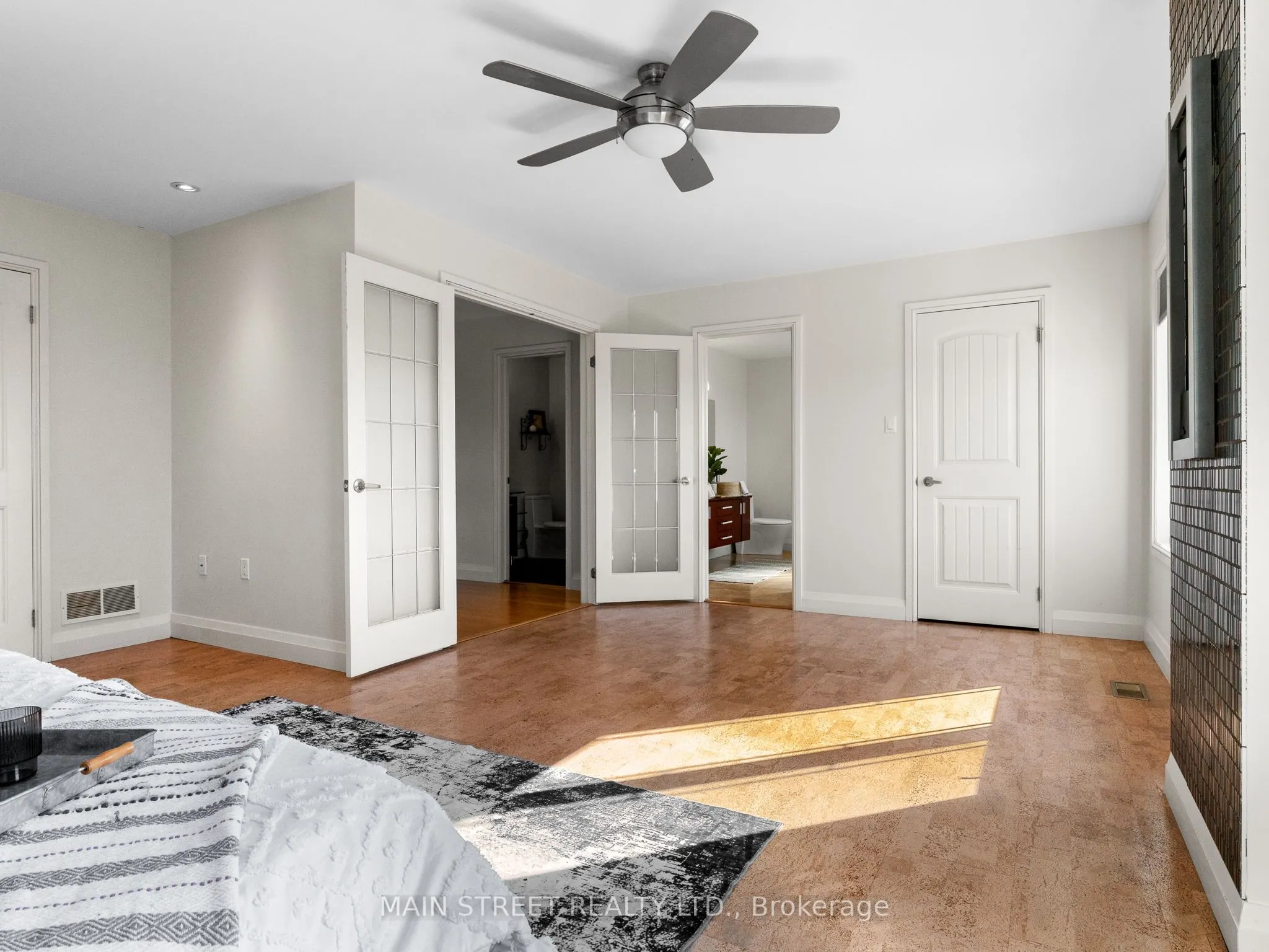 27 Bagshaw Crescent