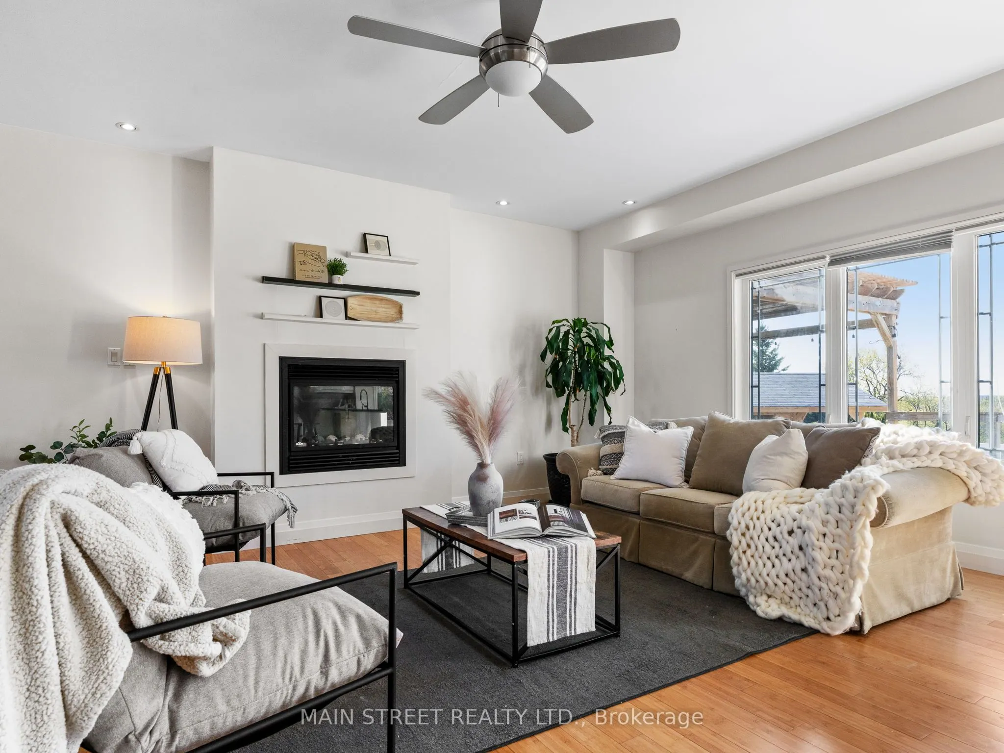27 Bagshaw Crescent