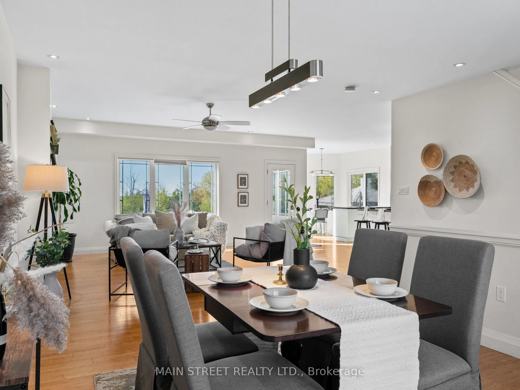 27 Bagshaw Crescent
