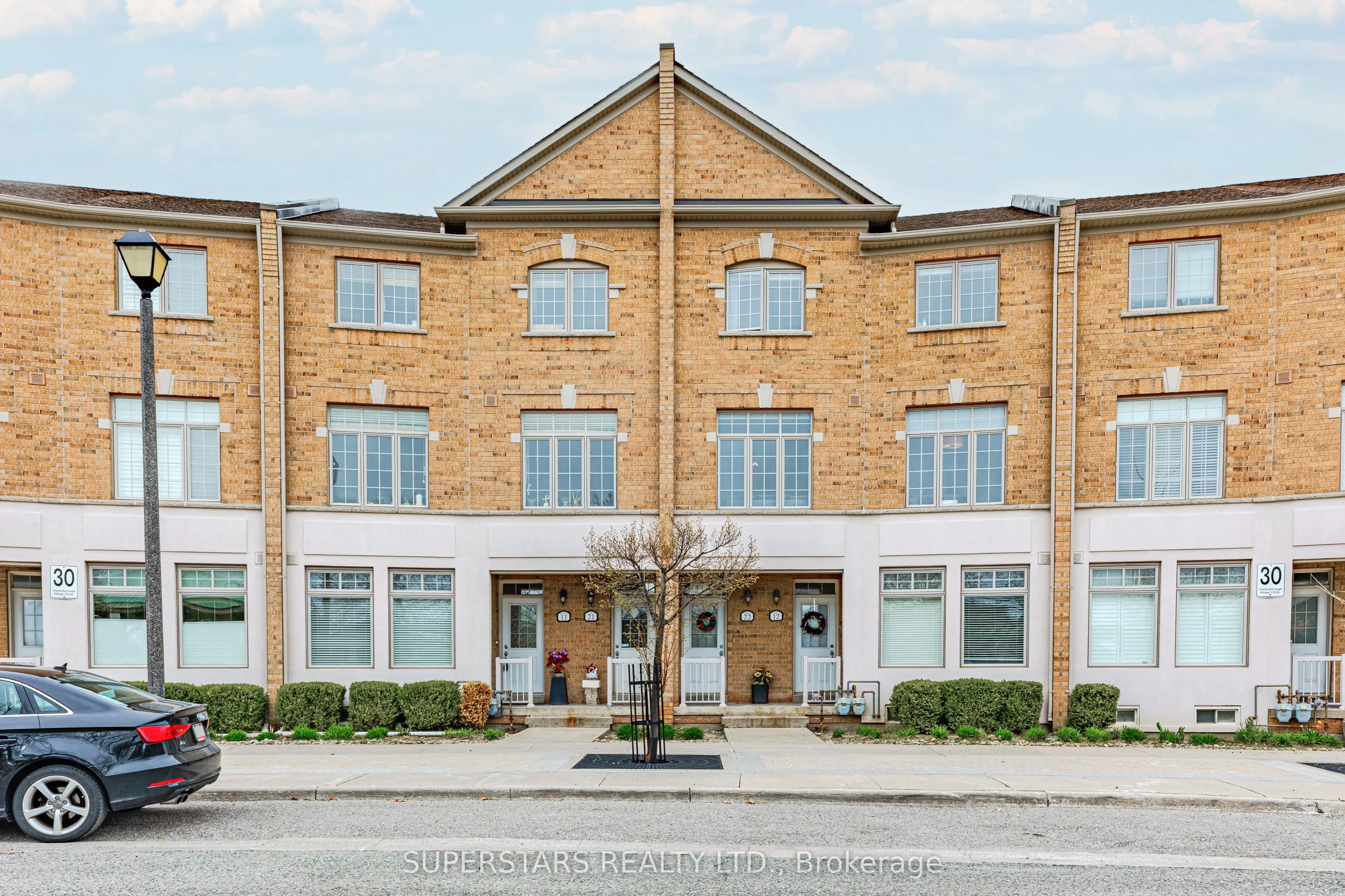 30 Greensborough Village Circle, #22