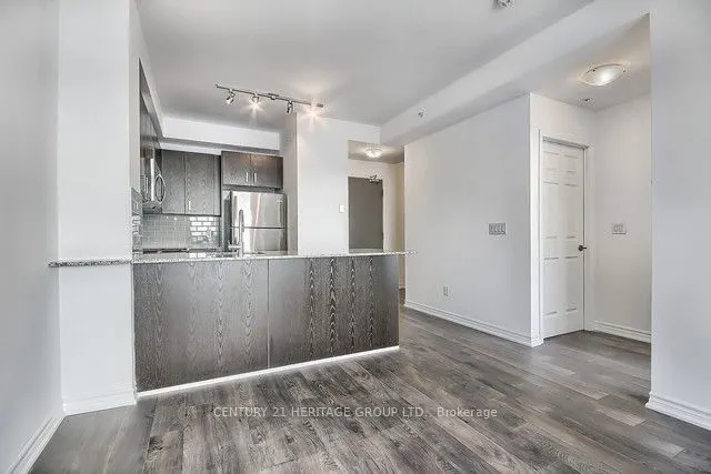 11611 Yonge Street, #211