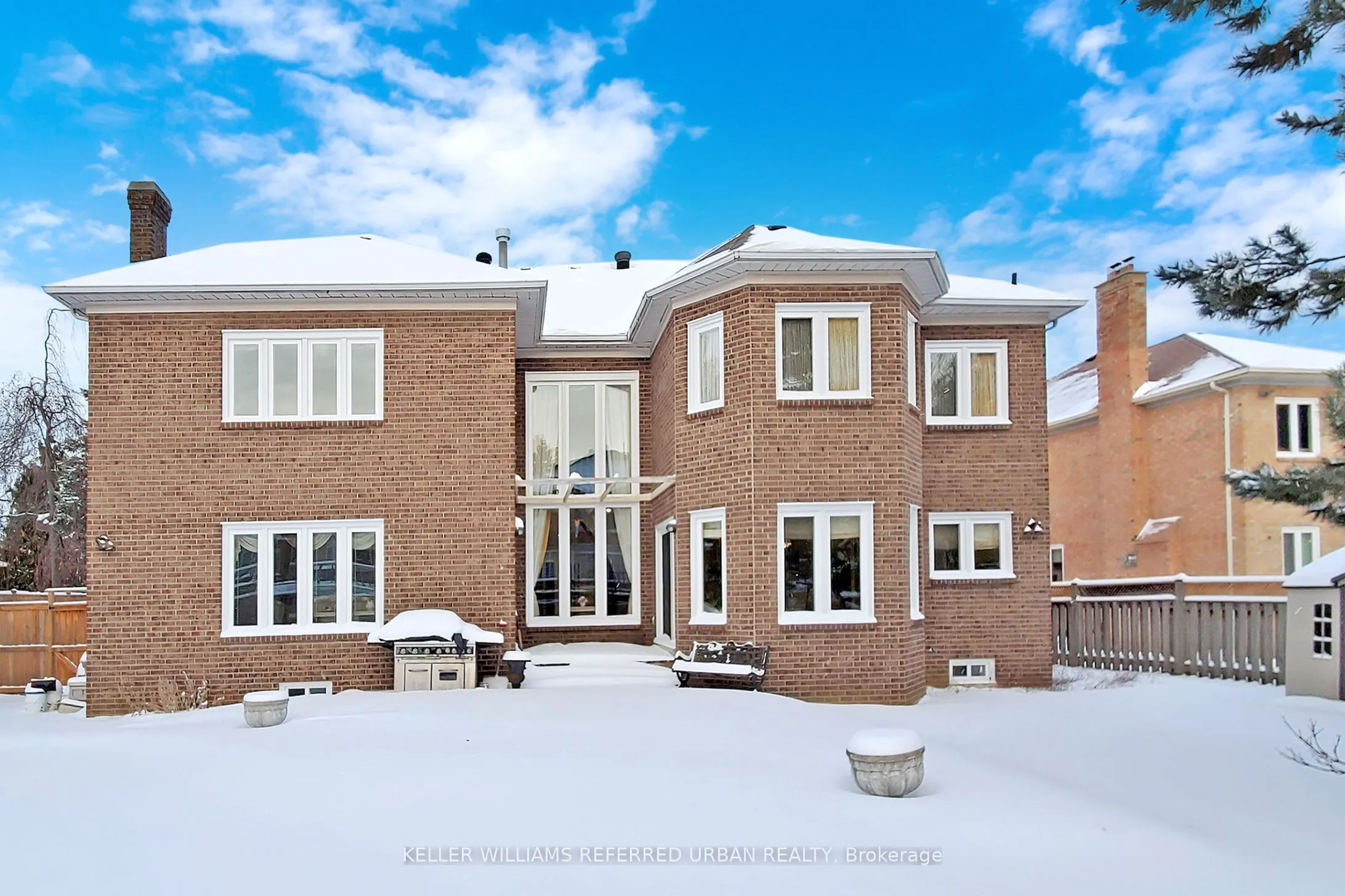 28 Edmund Crescent
