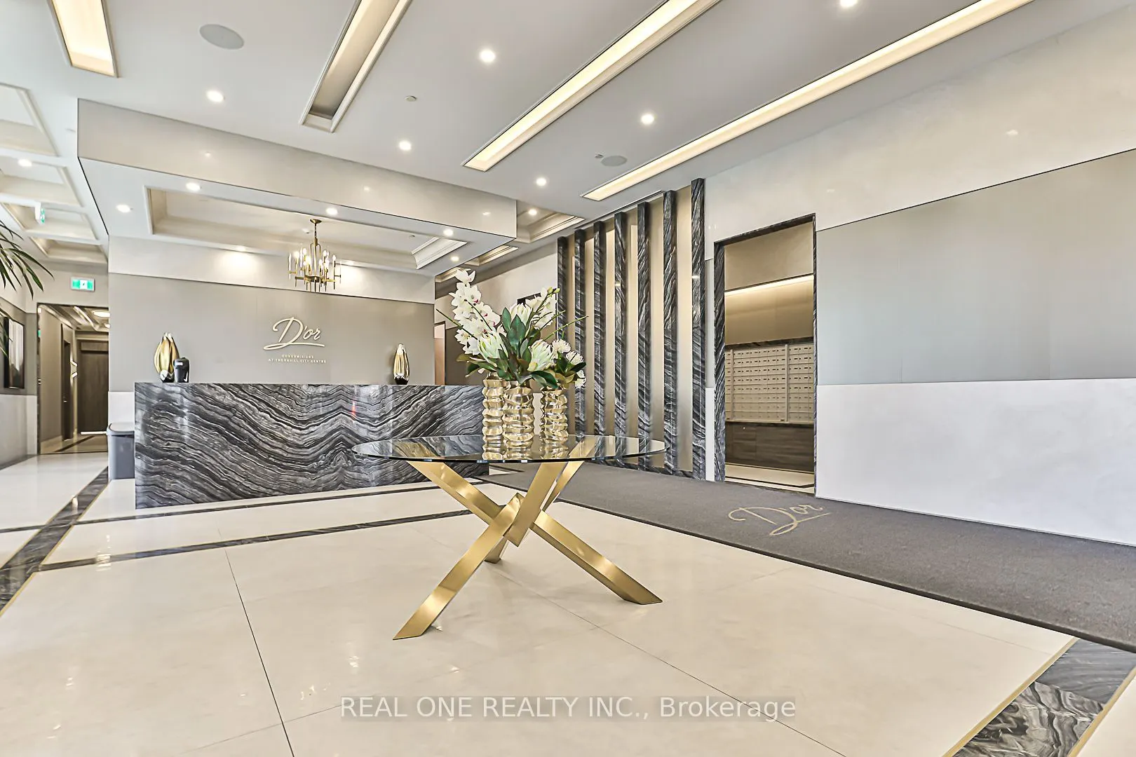 10 Gatineau Drive #210