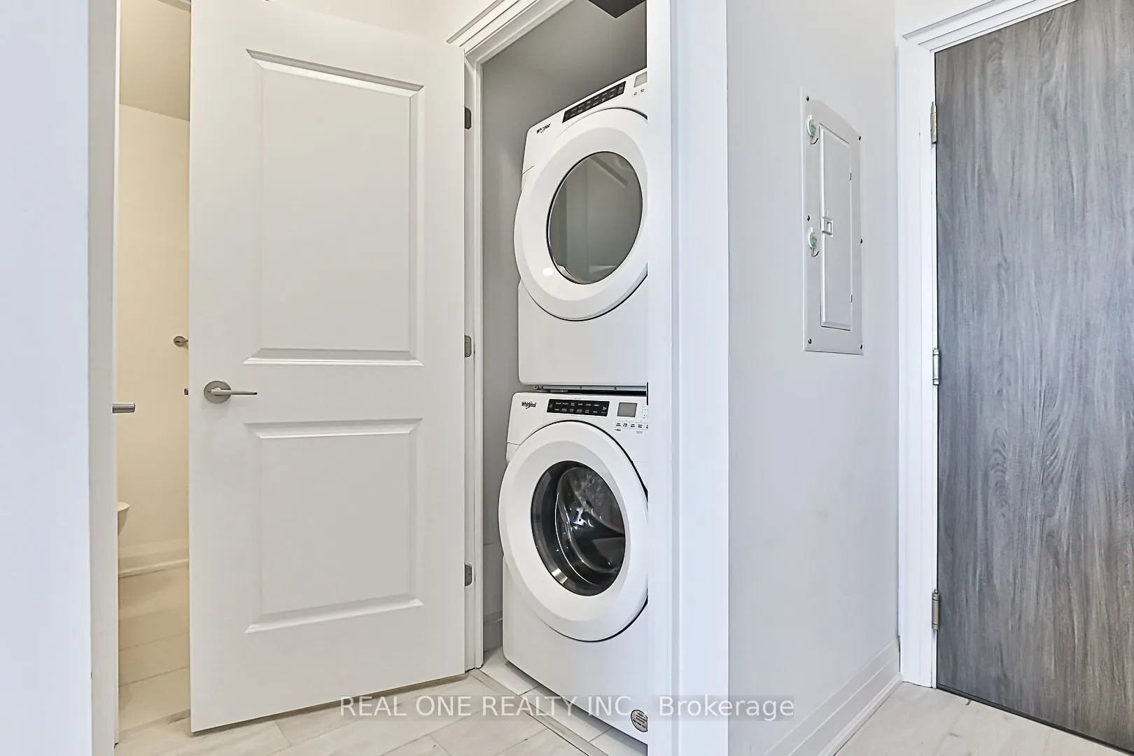 10 Gatineau Drive #210