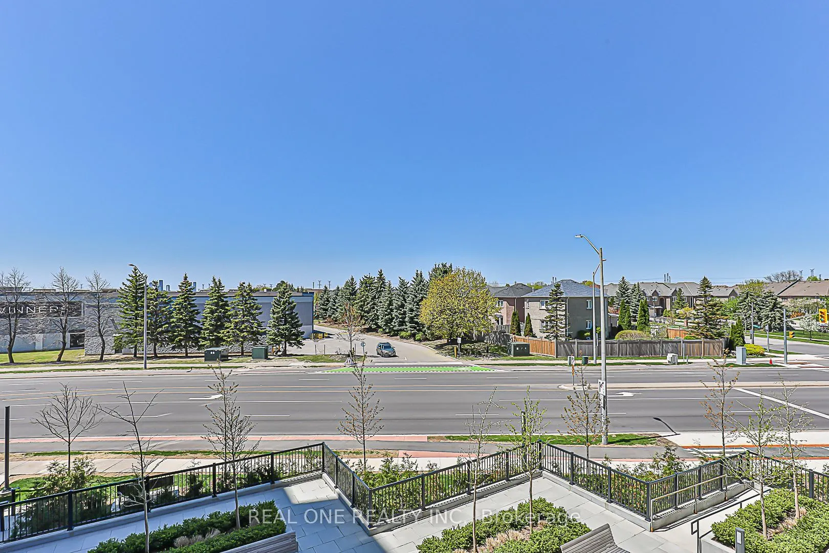 10 Gatineau Drive #210